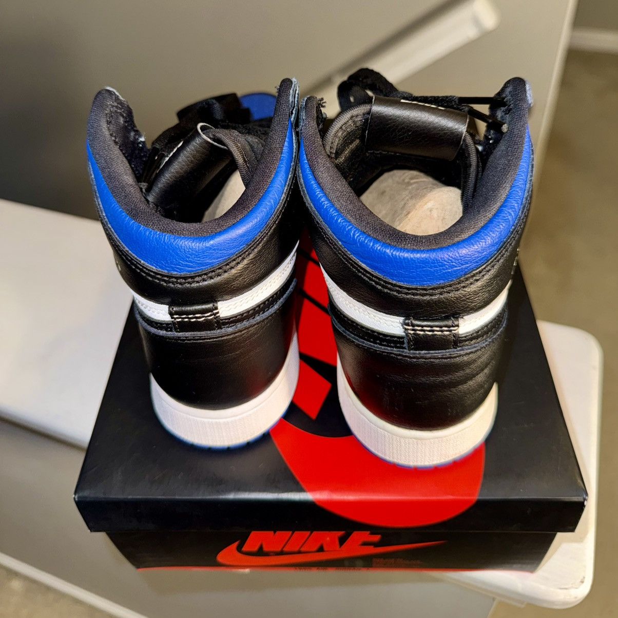 Nike Jordan 1 Retro High - Royal Toe Size US 6 / EU 39 - 3 Thumbnail