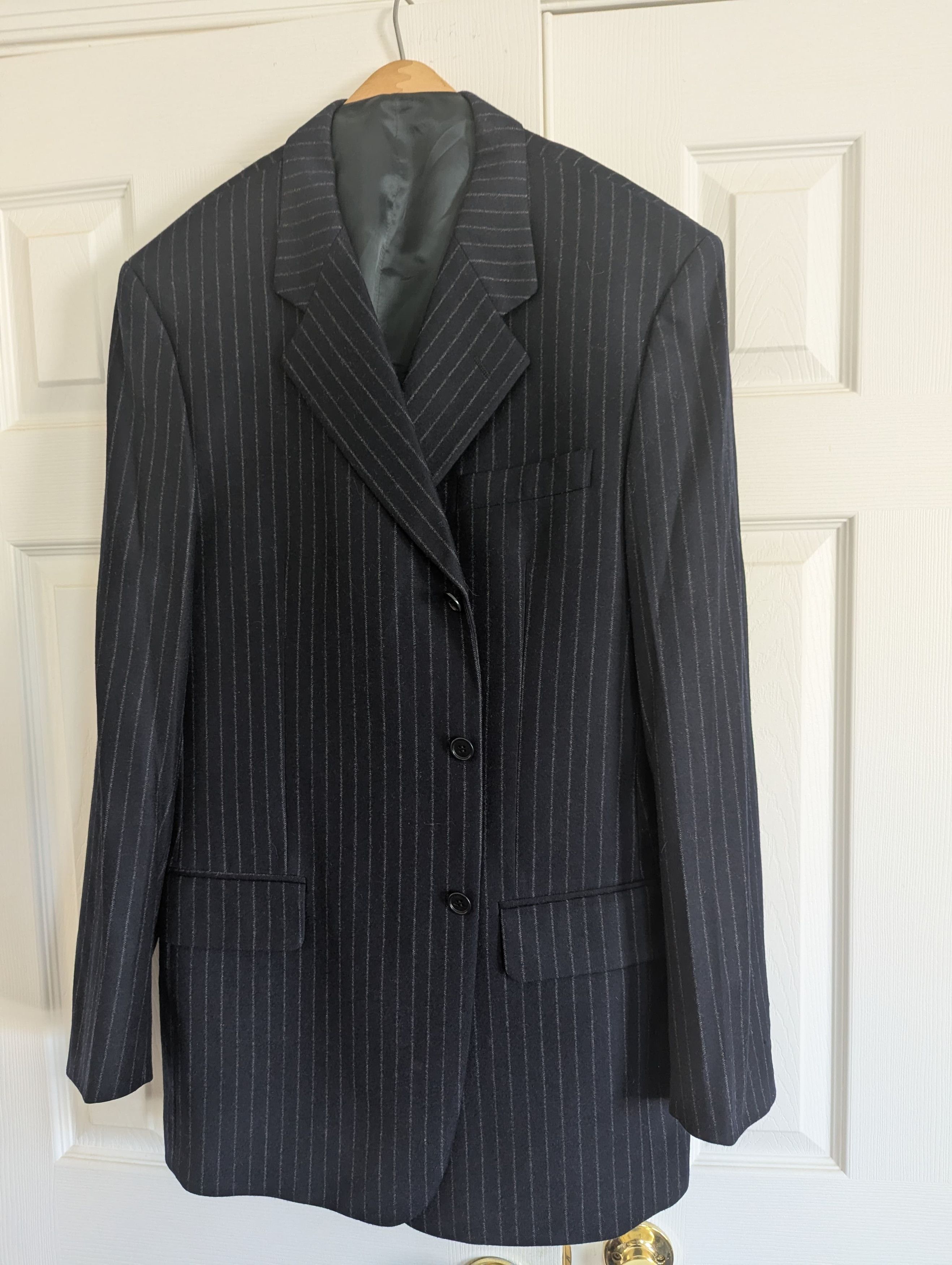 Saks Fifth Avenue Vintage Superfine Wool and Cashmere Suit Size 44L - 1 Thumbnail