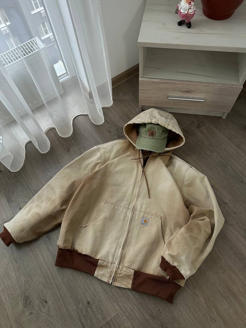 Carhartt × Carhartt Wip × Vintage Vintage Carhartt Active Detroit Denim Beige Faded Jacket Size L / US 10 / IT 46 - 9 Thumbnail