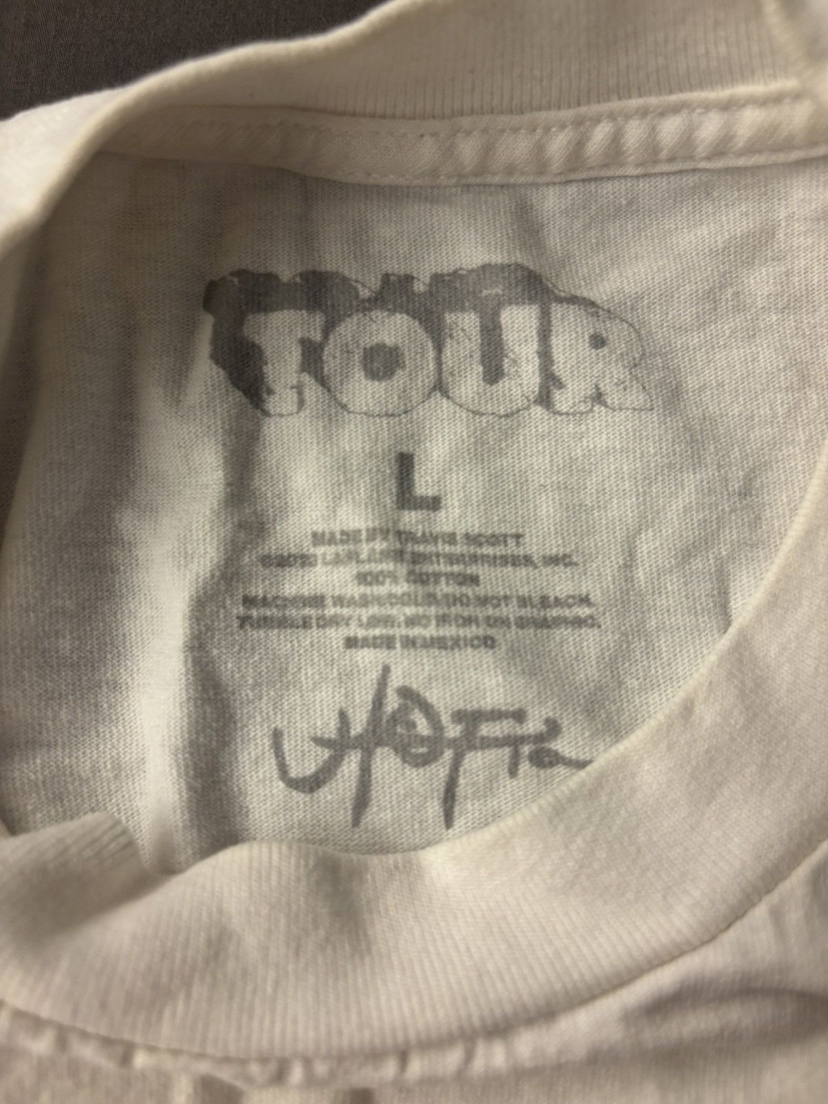 Travis Scott Travis Scott tour tee Size US L / EU 52-54 / 3 - 3 Thumbnail