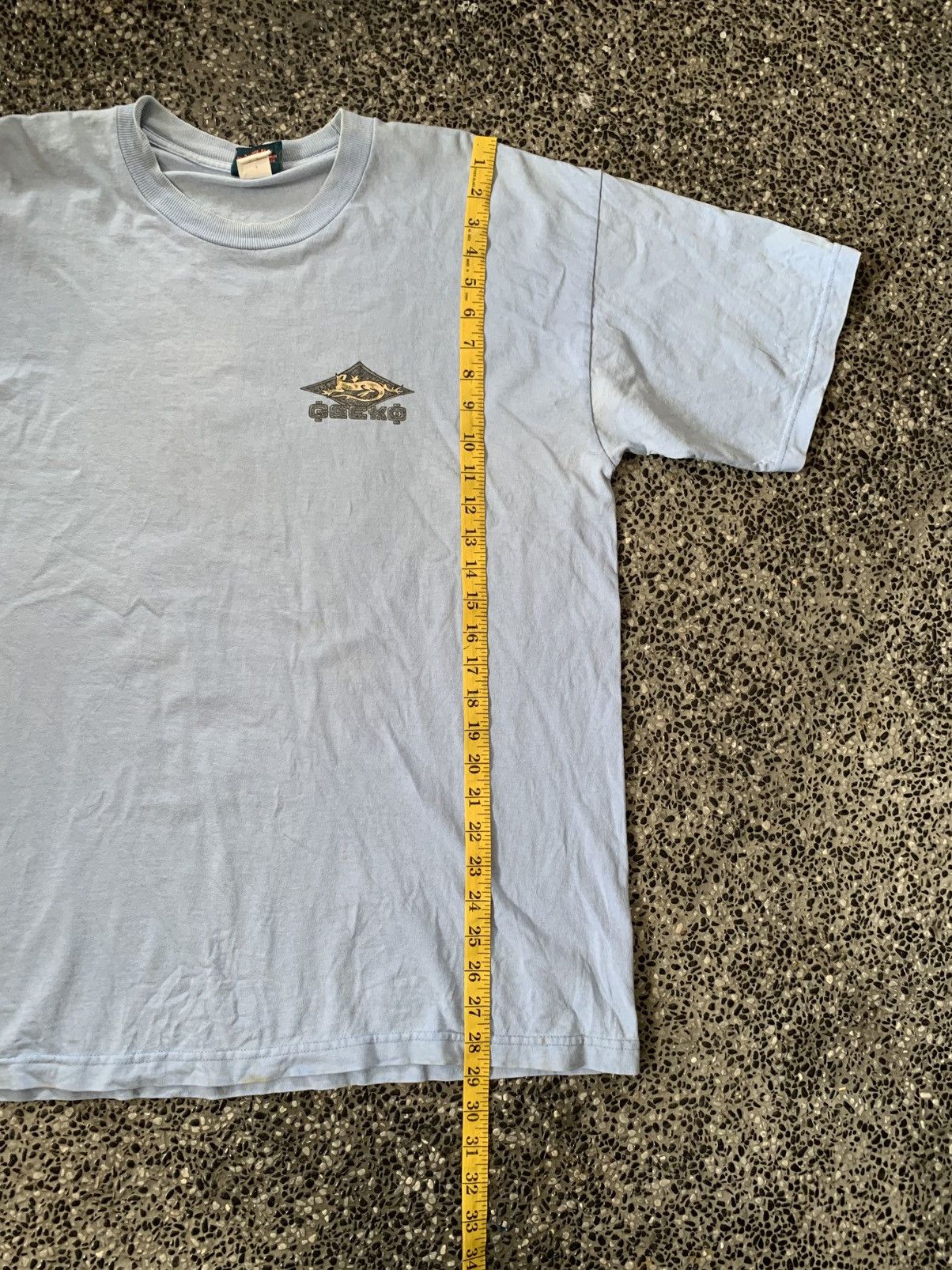 Vintage Vintage 90s Gecko Hawaii Surf / Surfing / Surfboards T shirt Size US XL / EU 56 / 4 - 13 Thumbnail