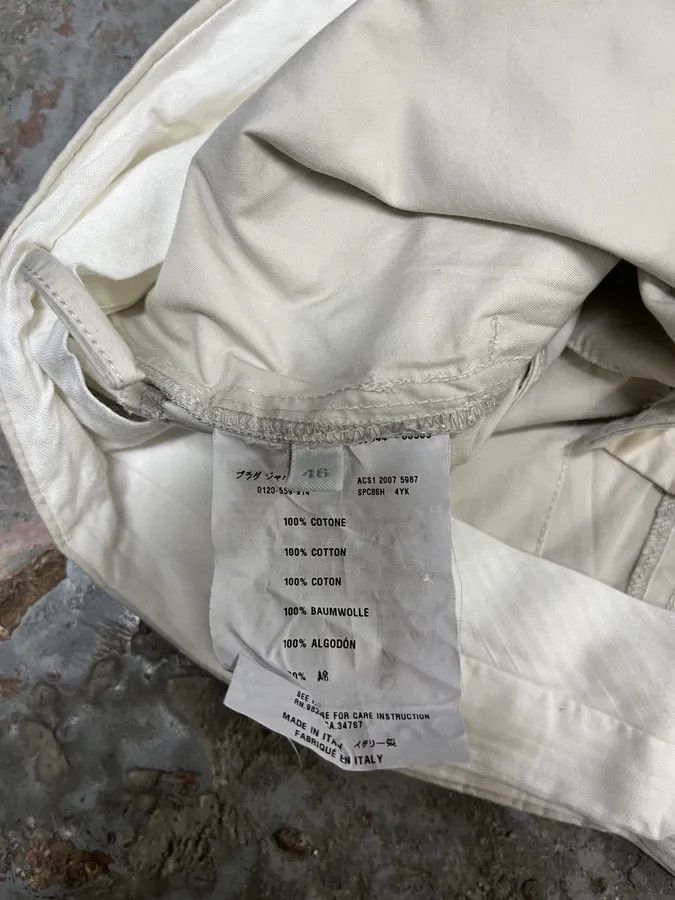 Prada × Vintage SS2007 Prada Light Beige Simple Shorts Size US 30 / EU 46 - 10 Thumbnail