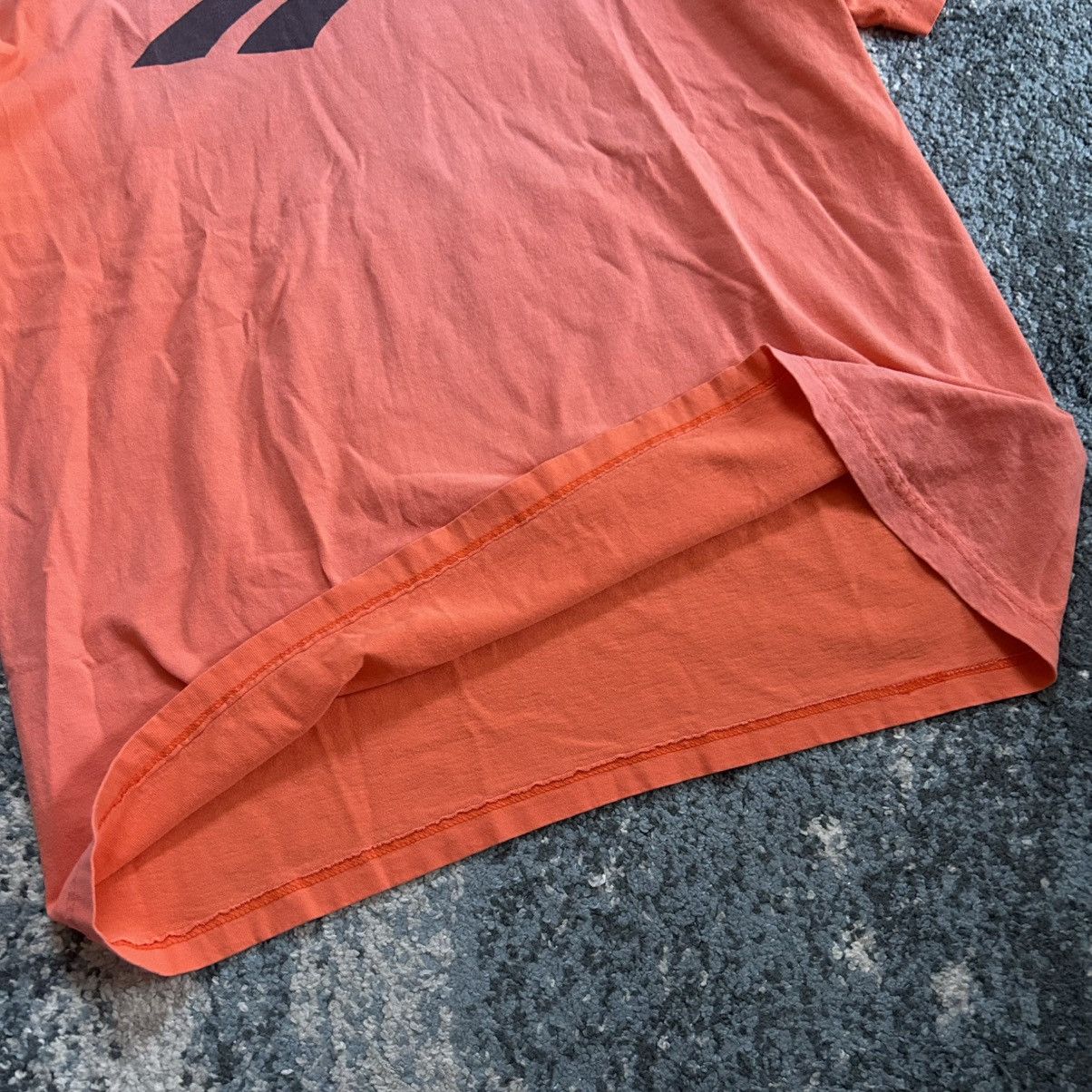 Reebok SUN FADED SiNGLE STiTCH VECTOR LOGO TEE BRiGHT MANGO ORANGE Size US XL / EU 56 / 4 - 3 Thumbnail