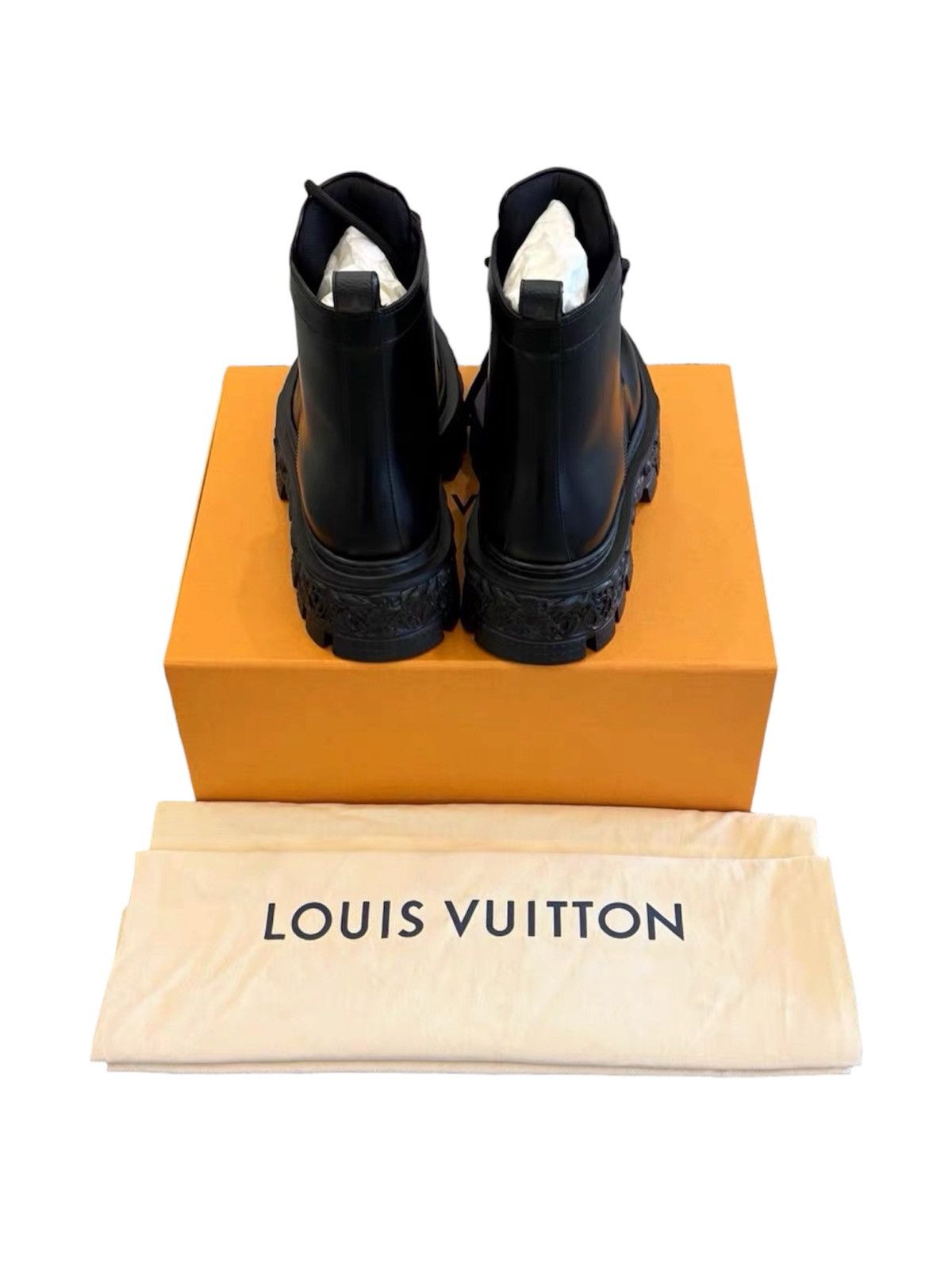 Louis Vuitton Louis Vuitton 7 Baroque Ranger Boots Black Calf Leather Size US 7 / EU 40 - 3 Thumbnail