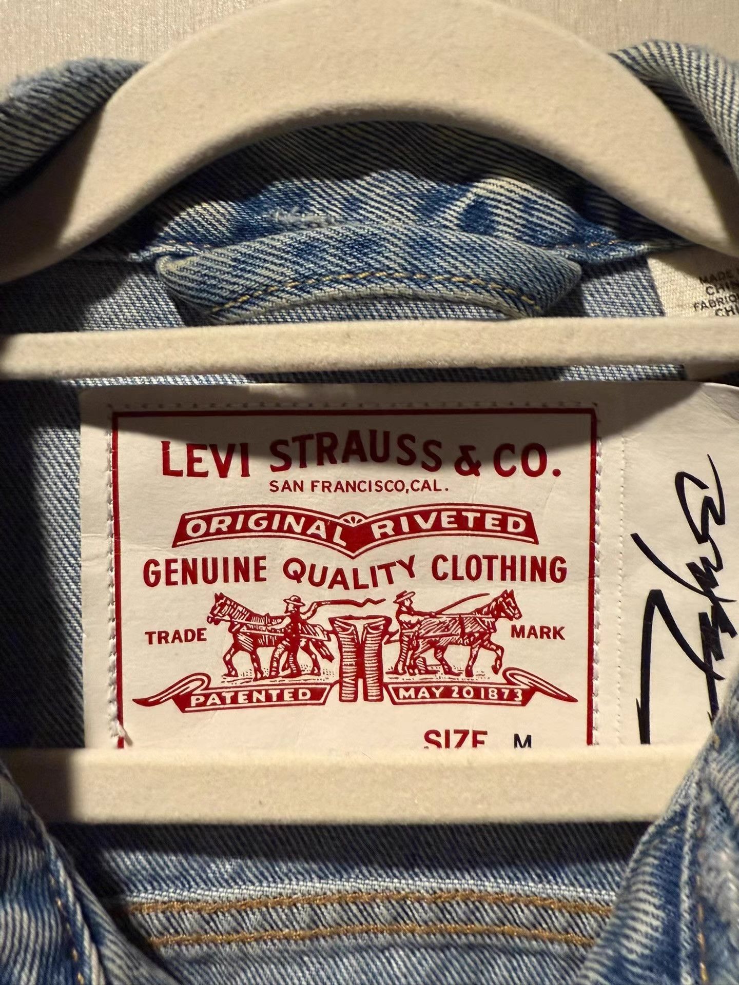 Levi's Levi's x Futura Denim Jacket Q20 Size US M / EU 48-50 / 2 - 4 Thumbnail