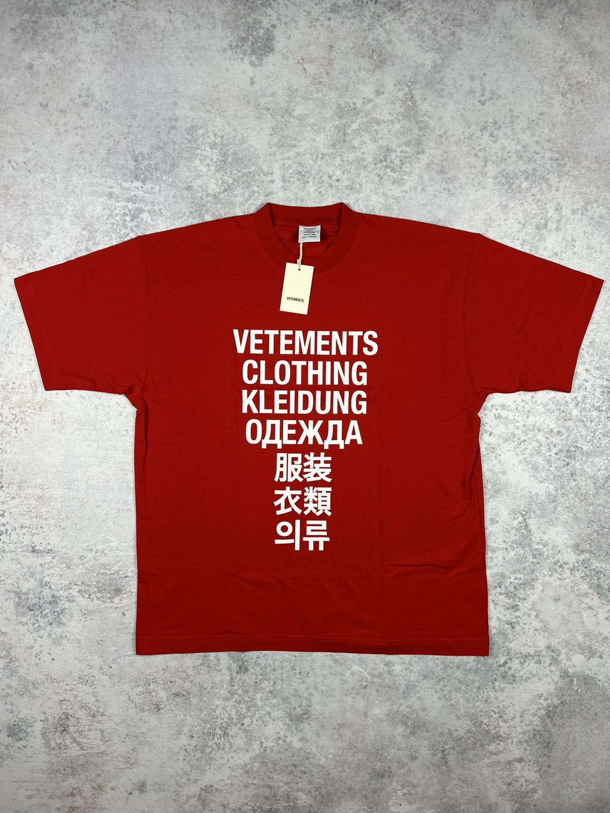 Vetements Vetements ‘Vetements Translation’ T-shirt Red S Size US S / EU 44-46 / 1 - 1 Thumbnail