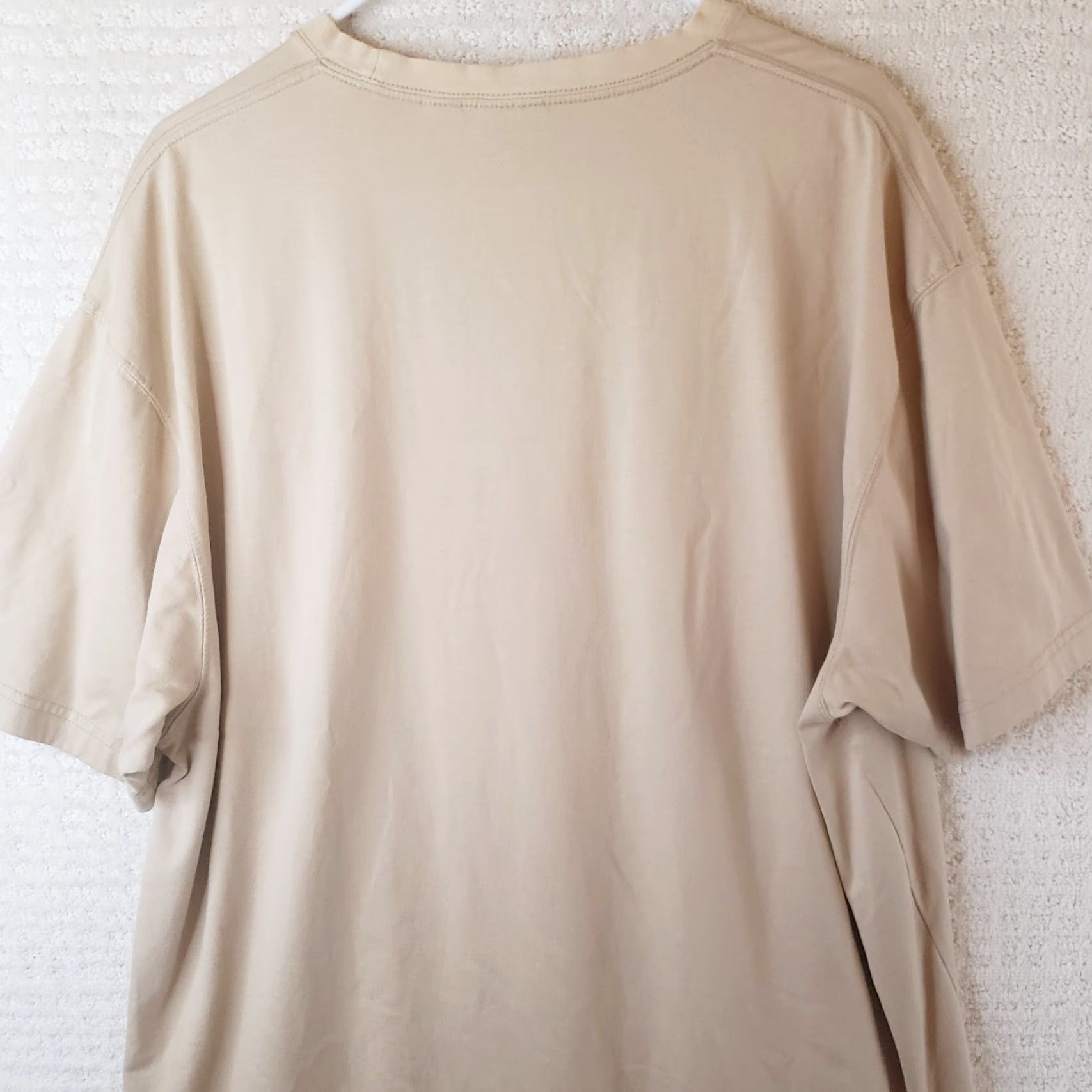 Jos. A. Bank Jos. A. Bank Shirt XL Beige Crewneck Short Sleeve Linen? No, Cotton Blend Tee Shirt Men Classic Designer Summer Casual Workwear Size US XL / EU 56 / 4 - 6 Thumbnail