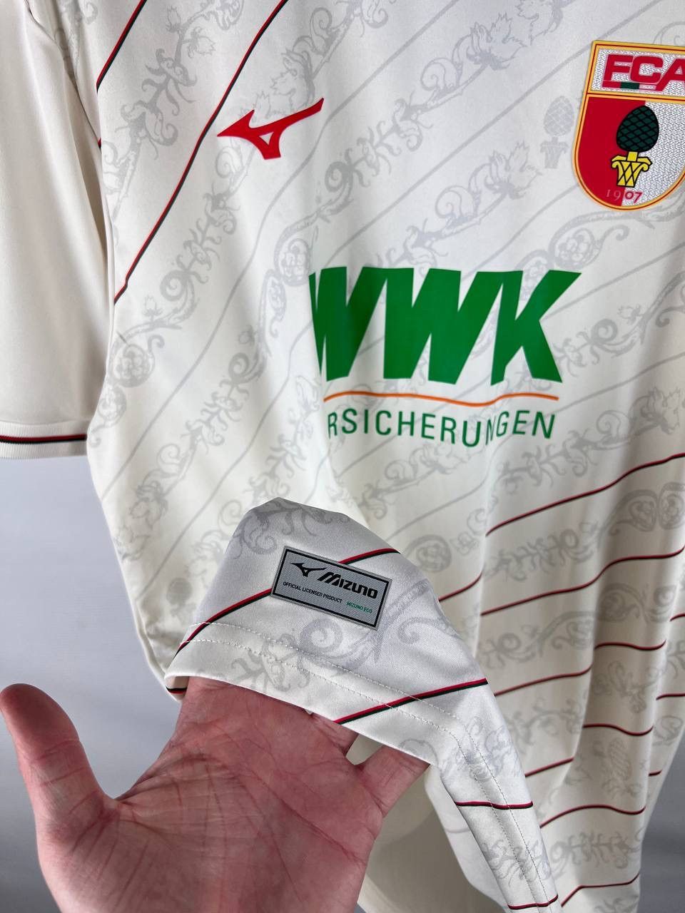Other Augsburg Mizuno Jersey 24/25 t-shirt size XL Size US XL / EU 56 / 4 - 9 Thumbnail