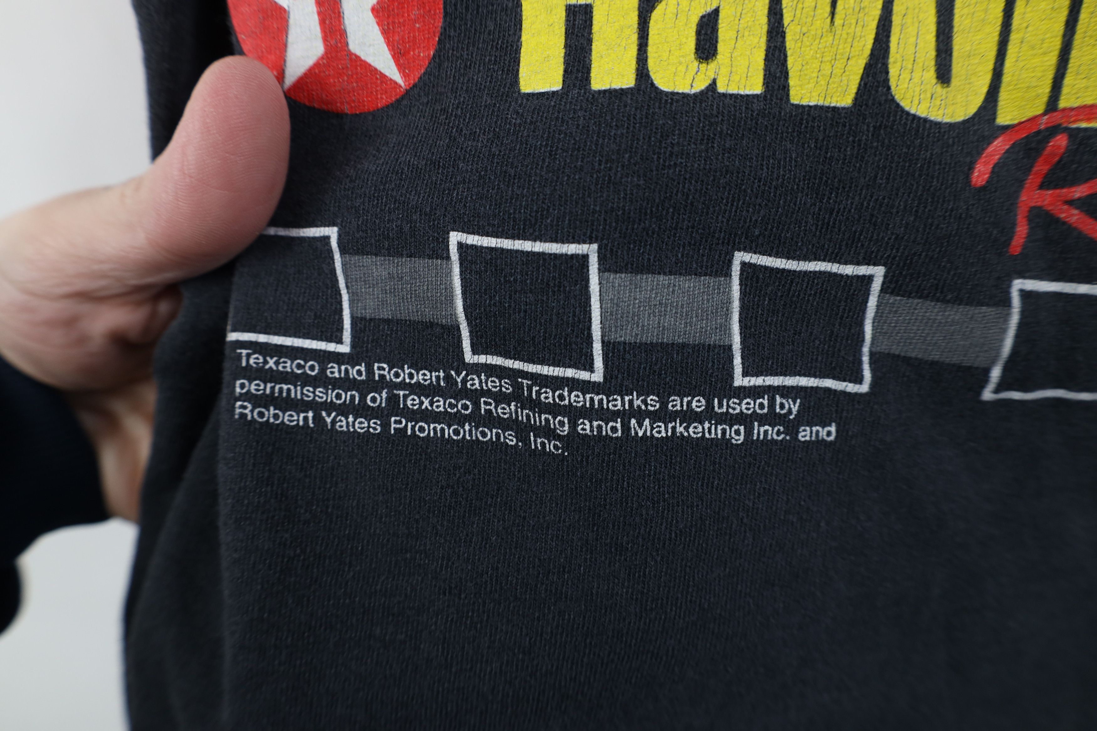 Vintage Vintage 90s NASCAR Havoline Racing All Over Print T-Shirt Size US L / EU 52-54 / 3 - 5 Thumbnail