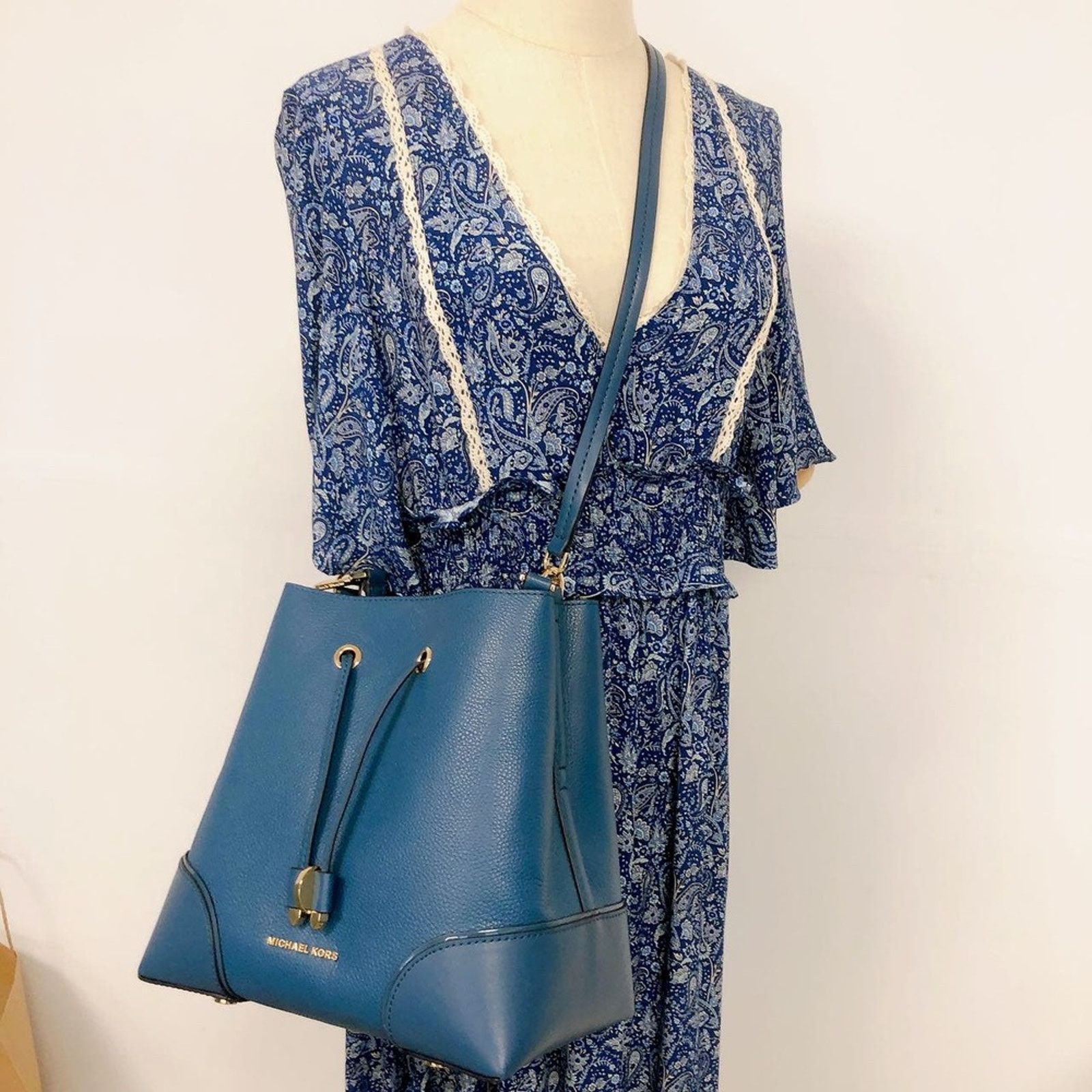 Michael Kors Michael Kors 30F9GZ5L6L Mercer Gallery Medium IN Chambray Size ONE SIZE - 1 Thumbnail