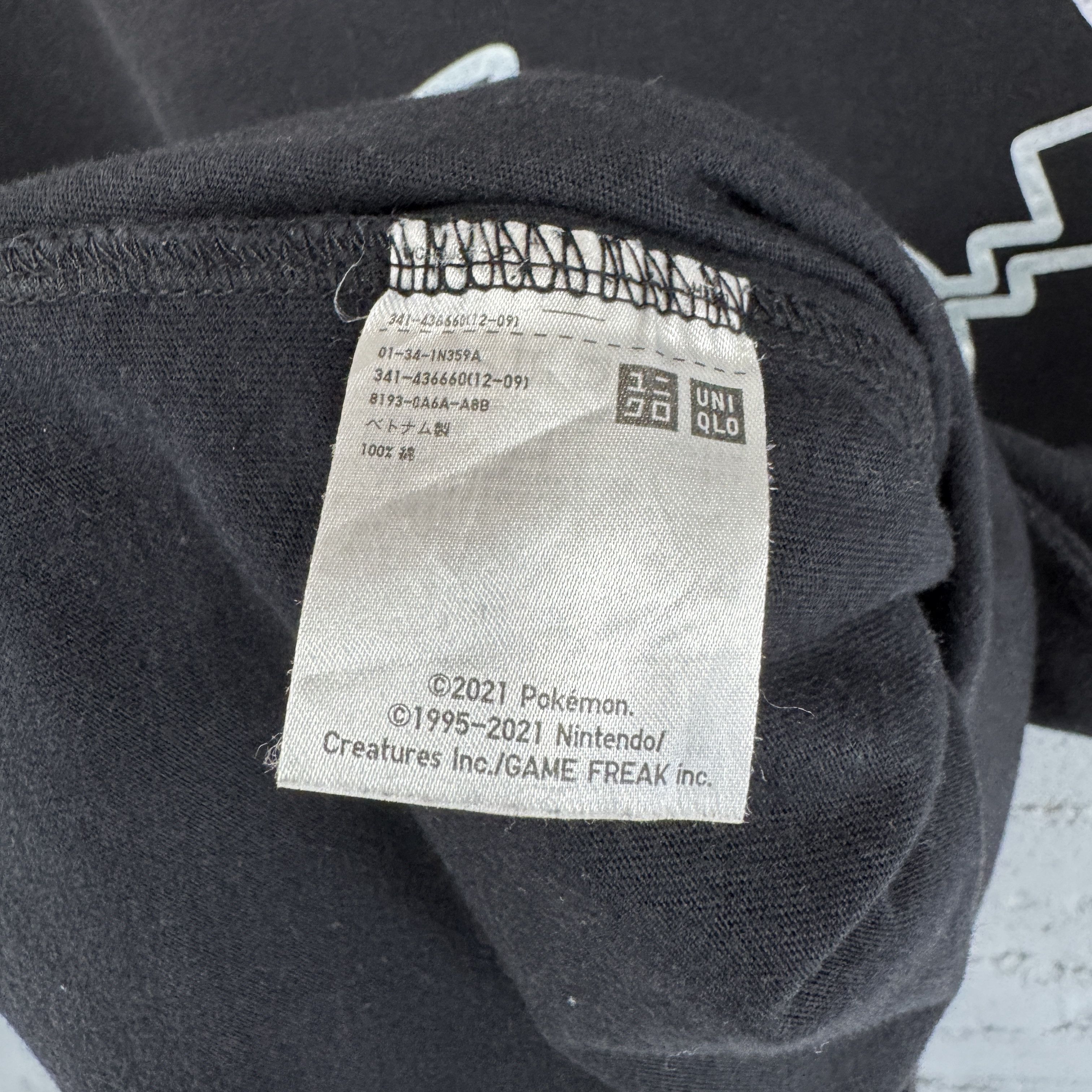 Anime Uniqlo Pokémon UT Black Sunfaded Tshirt Pikachu Graphic Size US XL / EU 56 / 4 - 6 Thumbnail