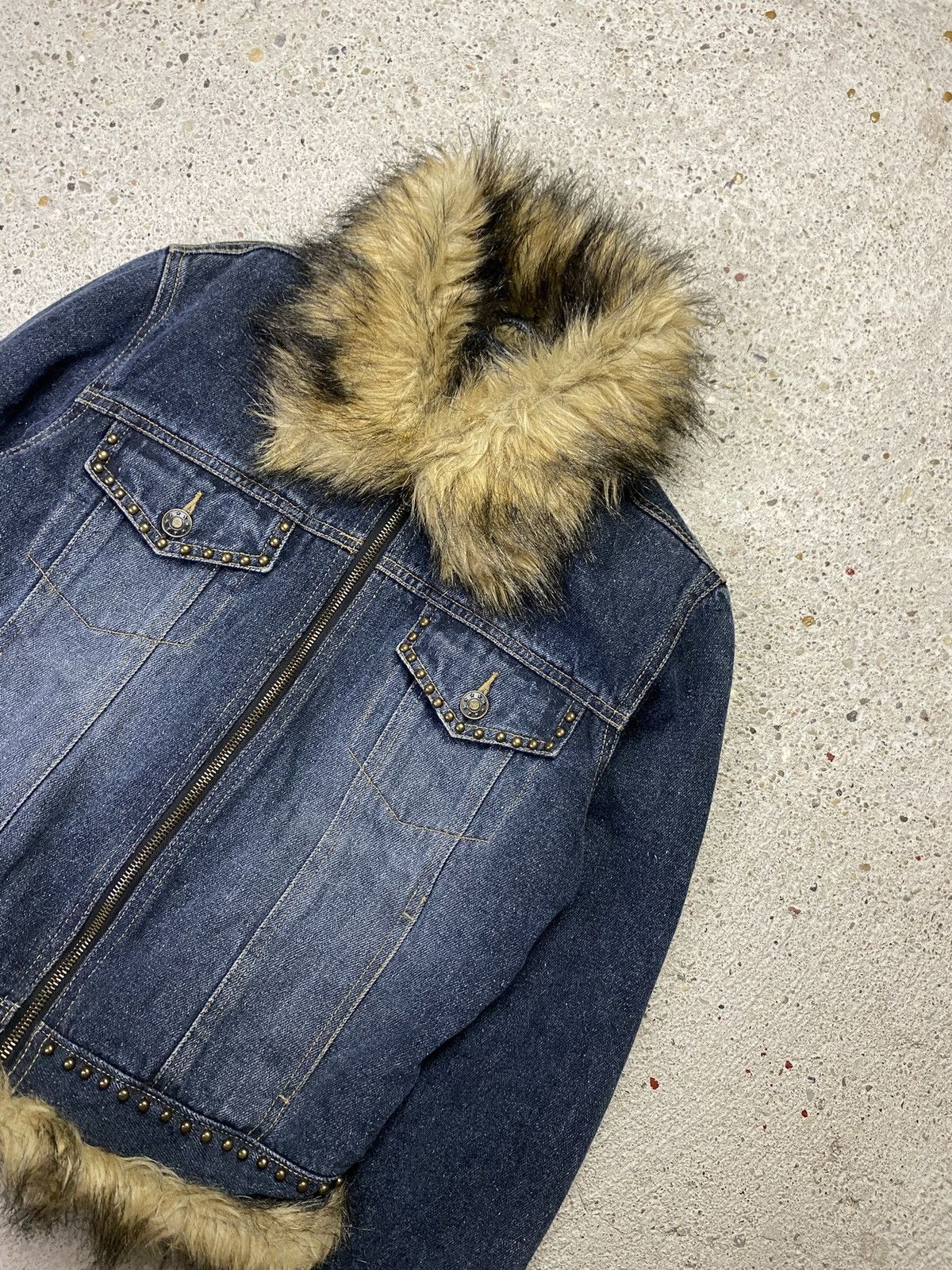 Japanese Brand Vintage faux fur denim jeans jacket if six was nine japan Size S / US 4 / IT 40 - 4 Thumbnail
