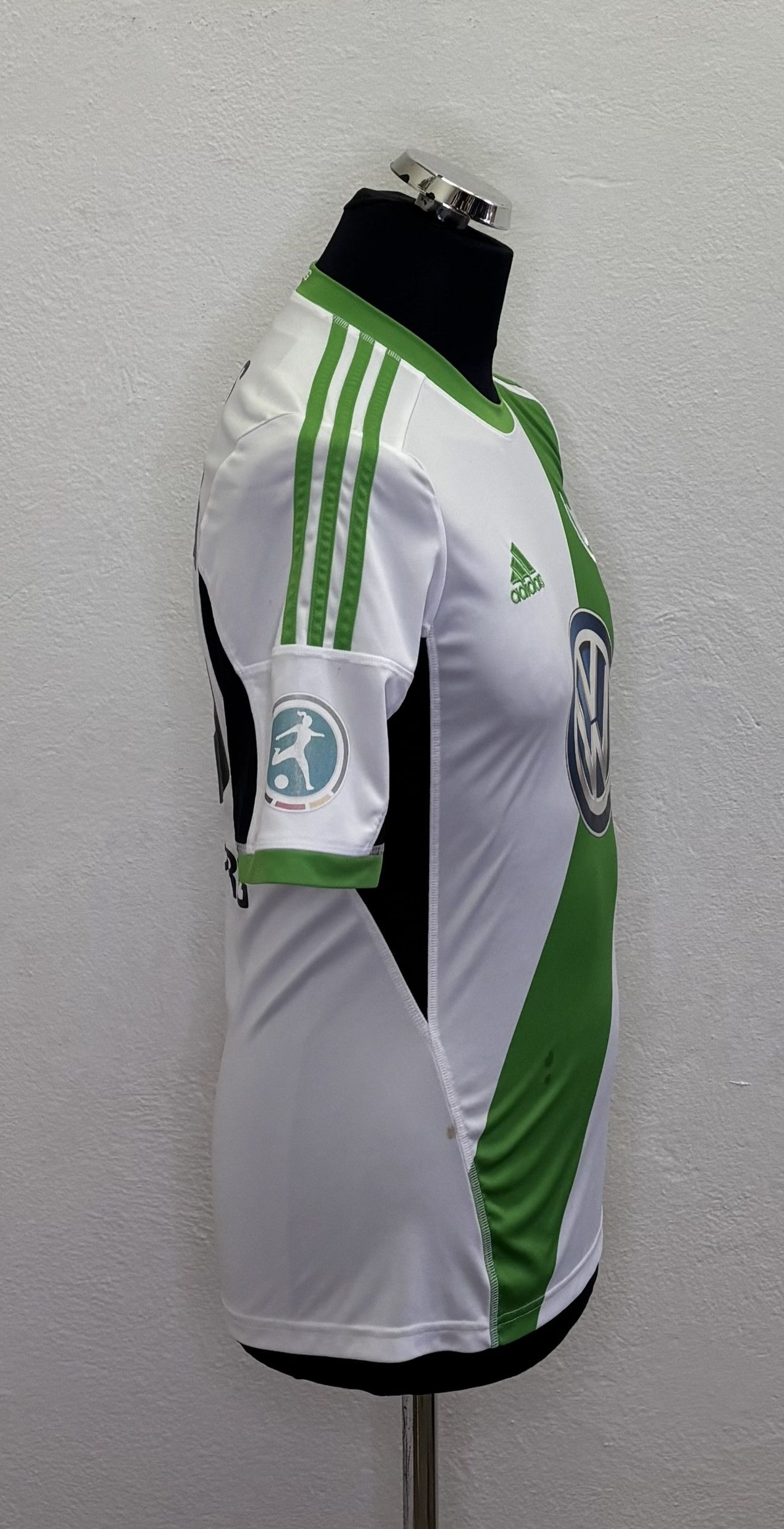 Adidas VfL Wolfsburg 2013/2014 Pohlers #26 Adidas Player Issue Size US S / EU 44-46 / 1 - 4 Thumbnail