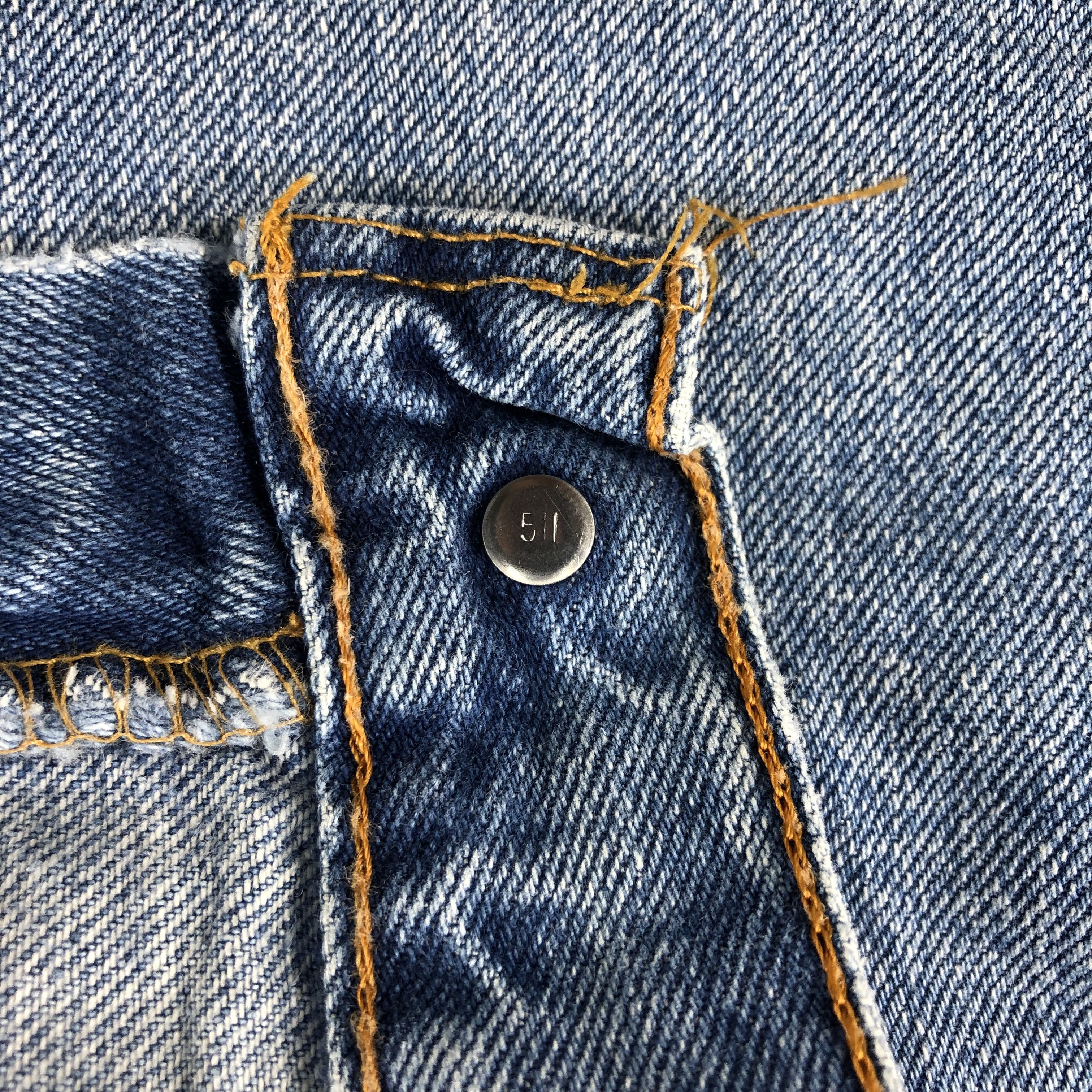 Levi's × Vintage Vintage 90s Blue Wash Levis 550 Jeans-JM2062 Size US 36 / EU 52 - 8 Thumbnail