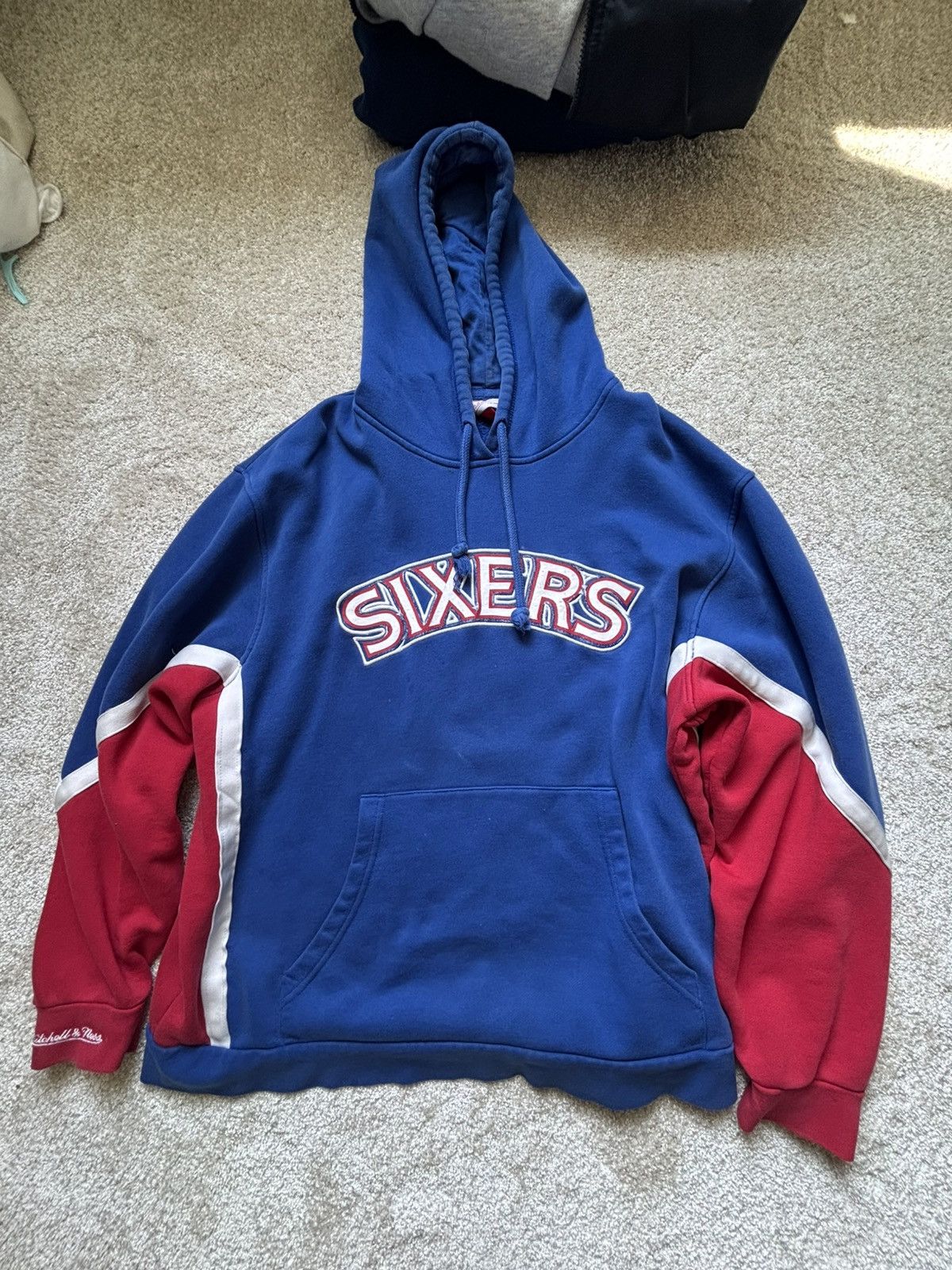 Mitchell & Ness Vintage philly 76ers hoodie Size US M / EU 48-50 / 2 - 1 Thumbnail