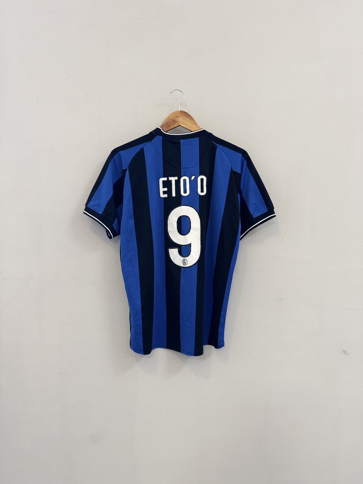 Nike Vintage Eto’o Inter Milan Jersey Size US XL / EU 56 / 4 - 8 Thumbnail