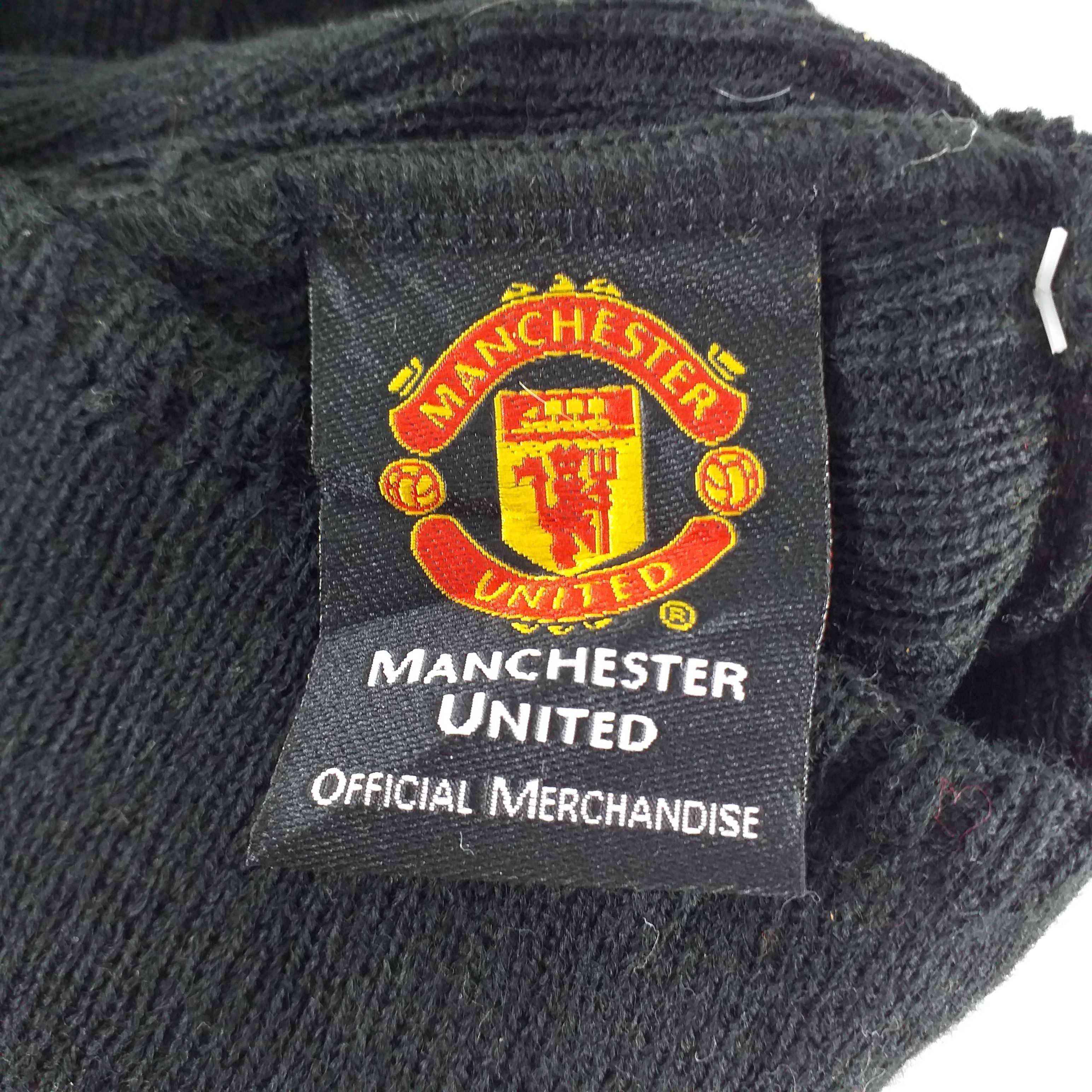 Japanese Brand Manchester United Embroidery Snow Cap Beanie -BN351 Size ONE SIZE - 5 Thumbnail