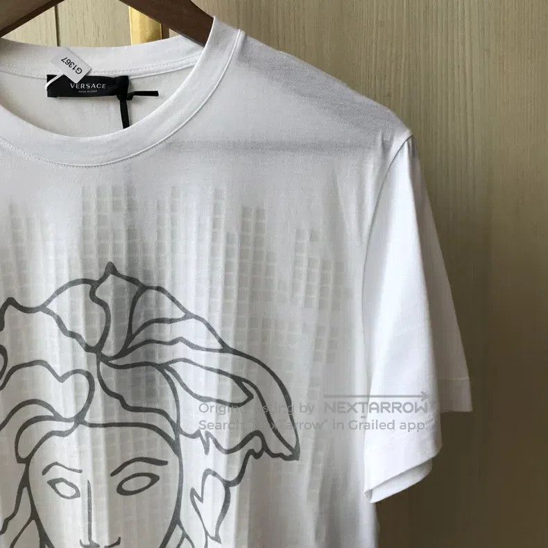 Versace Versace White Medusa silver head short sleeves Size US M / EU 48-50 / 2 - 2 Thumbnail