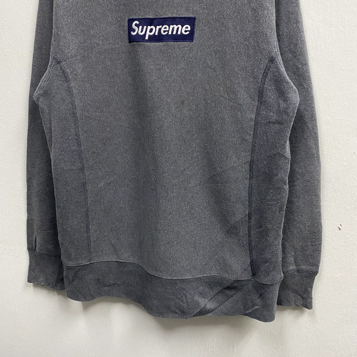 Supreme 1999 Supreme Navy on Dark Grey Box Logo Crewneck Sweatshirt Size US M / EU 48-50 / 2 - 4 Thumbnail