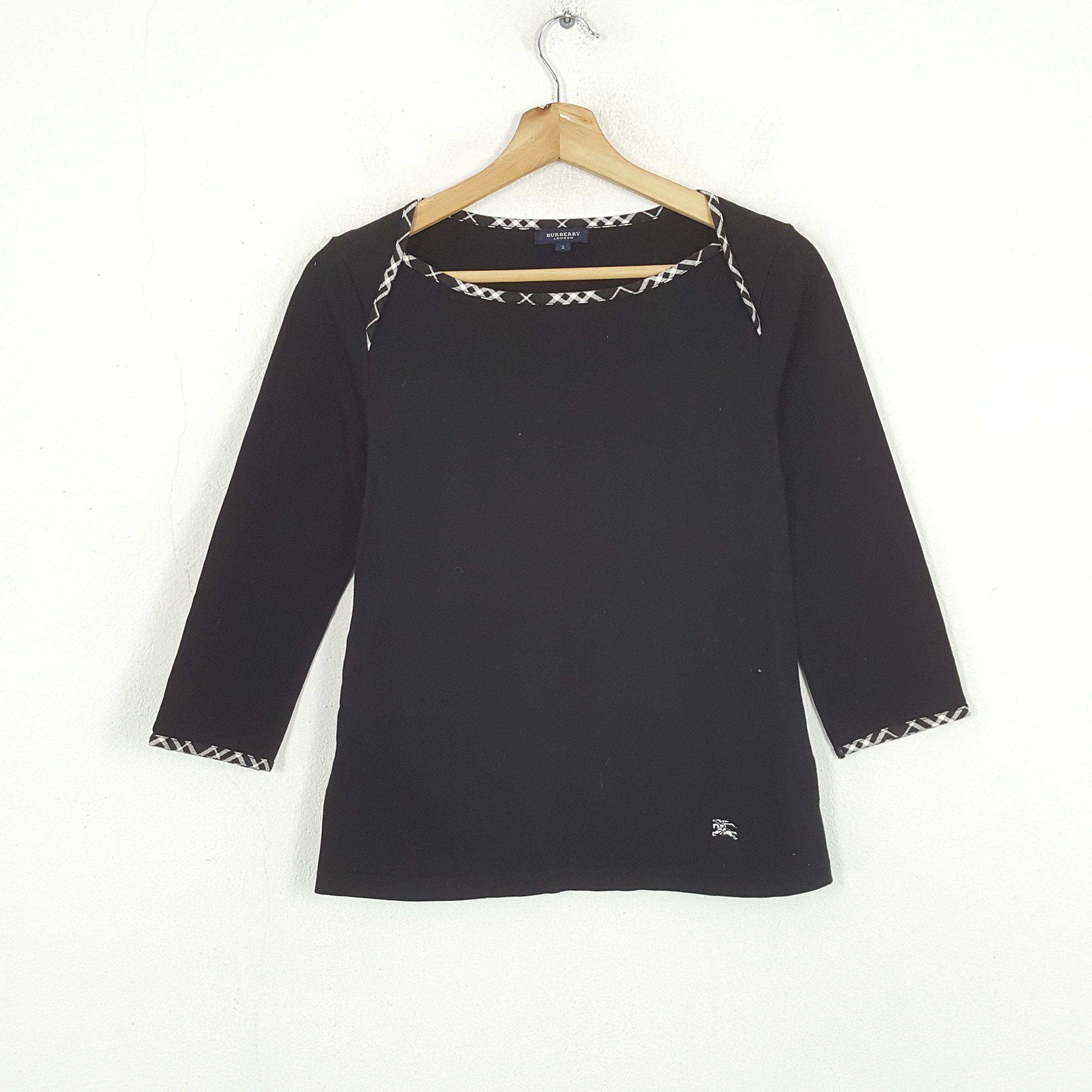Burberry × Japanese Brand × Vintage Vintage BURBERRY LONDON Fashion Brand Women's T-Shirt Size S / US 4 / IT 40 - 3 Thumbnail