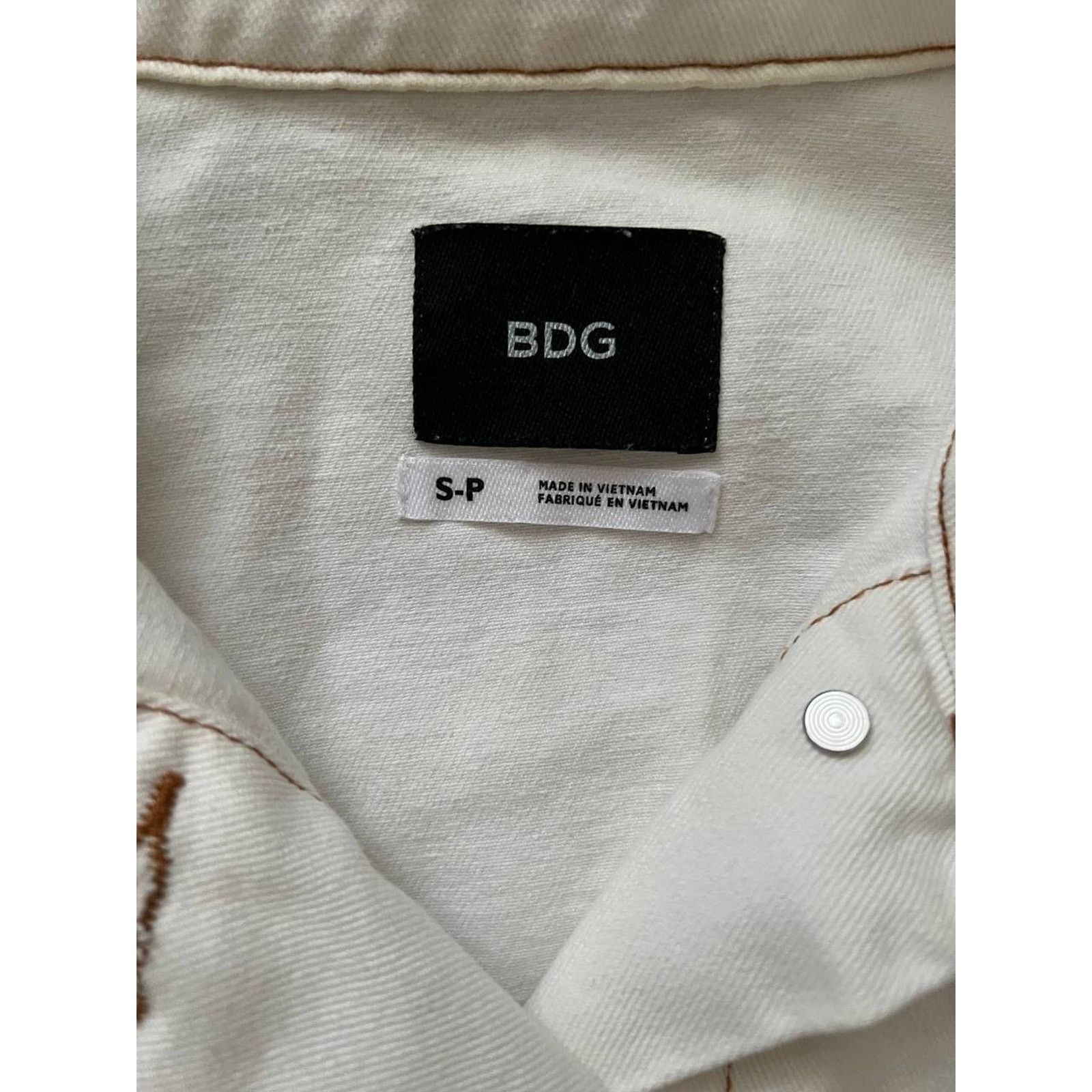 Bdg Urban Outfitters BDG Oversized White Jean Jacket S/P A002045 Size S / US 4 / IT 40 - 5 Thumbnail