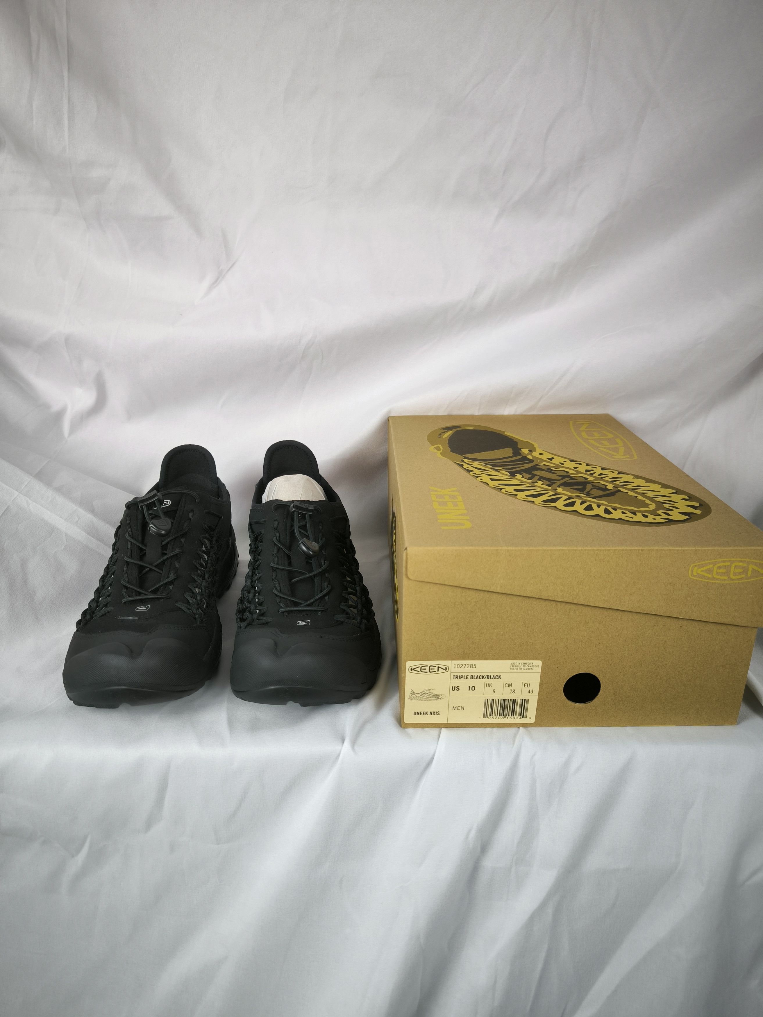 KEEN Uneek NXIS Size US 10 / EU 43 - 4 Thumbnail
