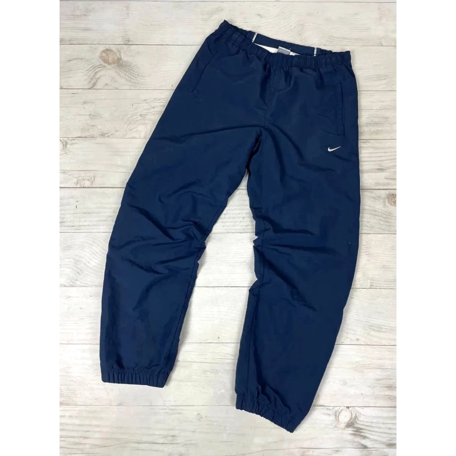 Nike VINTAGE Nike Nylon Pants Striped Track Nike Track Pants Men Size M Blue Size US 31 - 2 Thumbnail