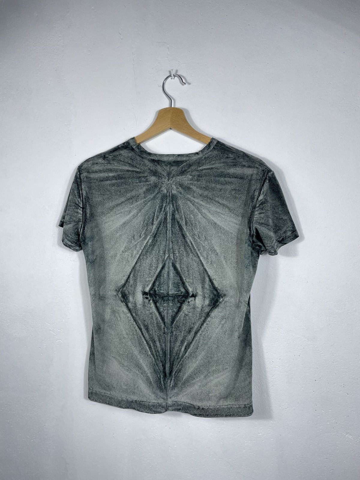 Issey Miyake Issey Miyake Vintage 90s T-shirt Asymmetrical Print Abstract Size M / US 6-8 / IT 42-44 - 5 Thumbnail