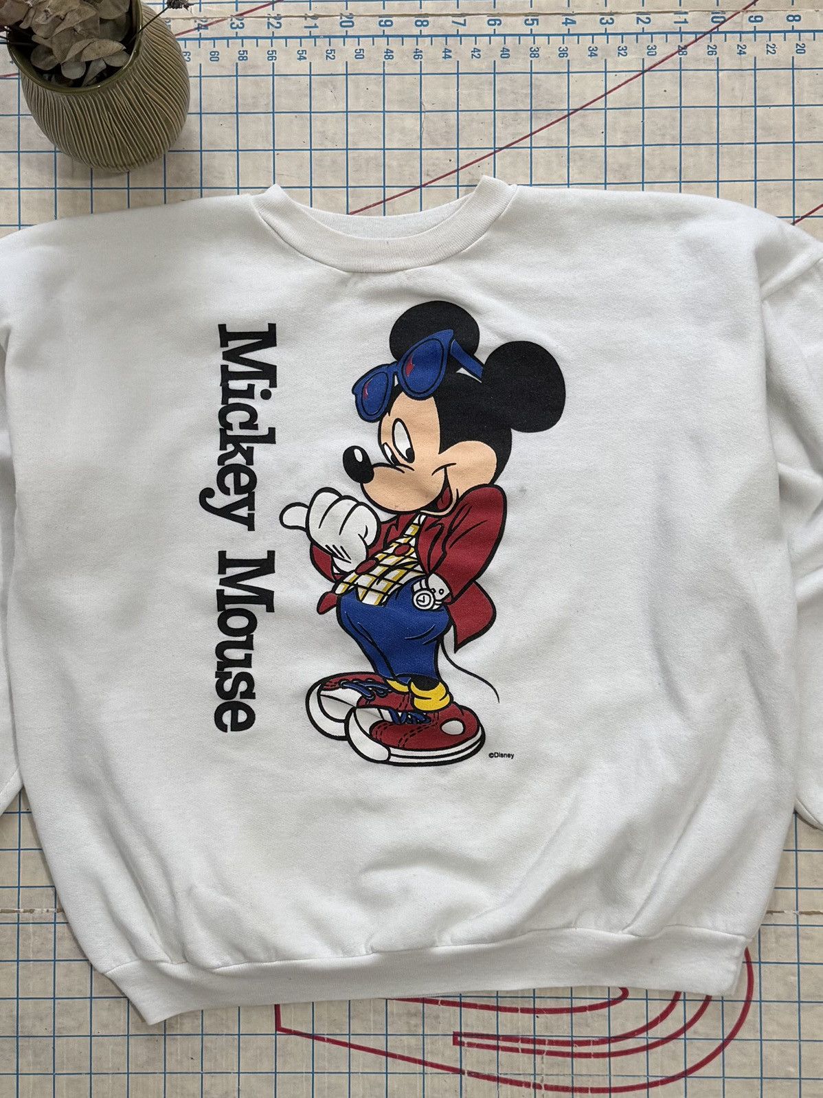 Disney × Mickey Mouse × Vintage Vintage Mickey Mouse Graphic Crewneck Sweater Women’s Medium Size M / US 6-8 / IT 42-44 - 3 Thumbnail