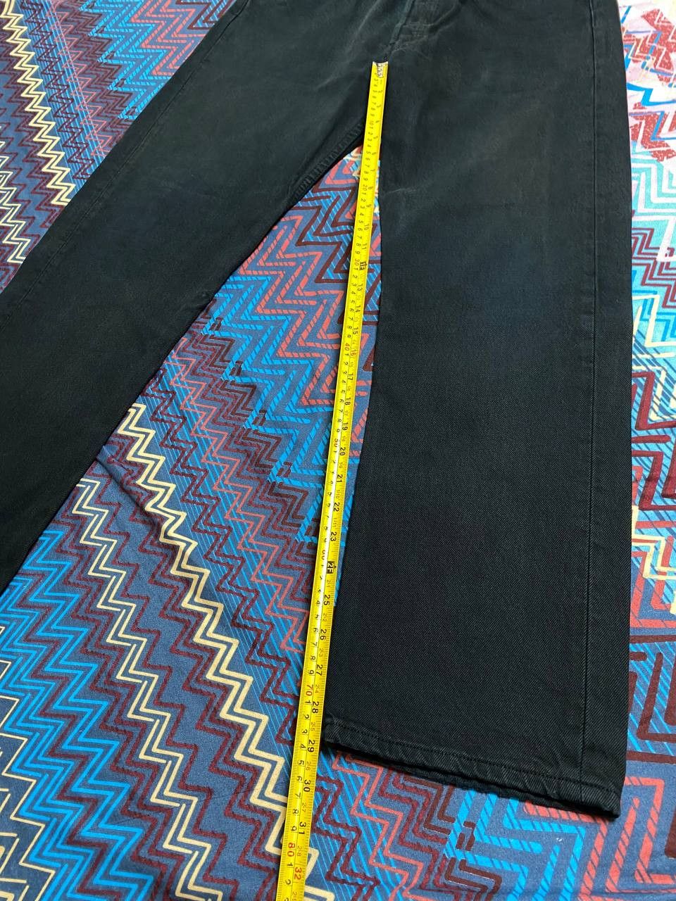 Levi's × Vintage Vintage 90s Faded Levi’s 501 Mid Wash Jeans Size US 34 / EU 50 - 10 Thumbnail