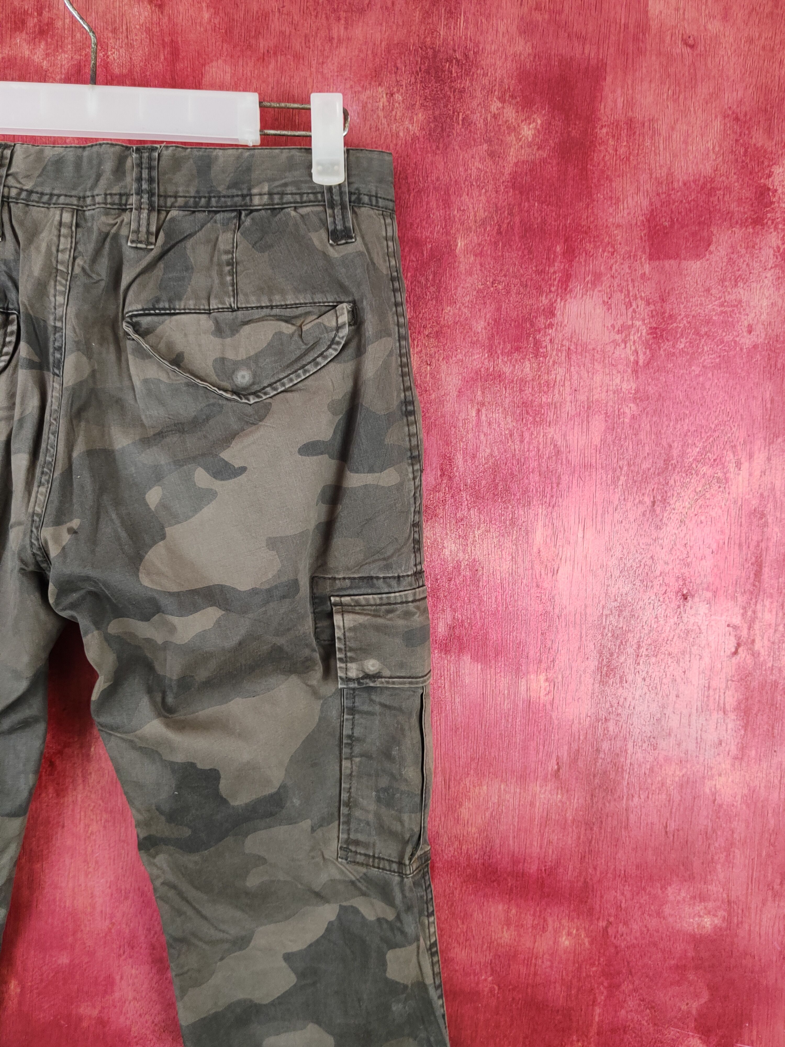 Japanese Brand Uniqlo Camo Multipocket Tactical Cargo Pants #S1838 Size 28" / US 6 / IT 42 - 10 Thumbnail