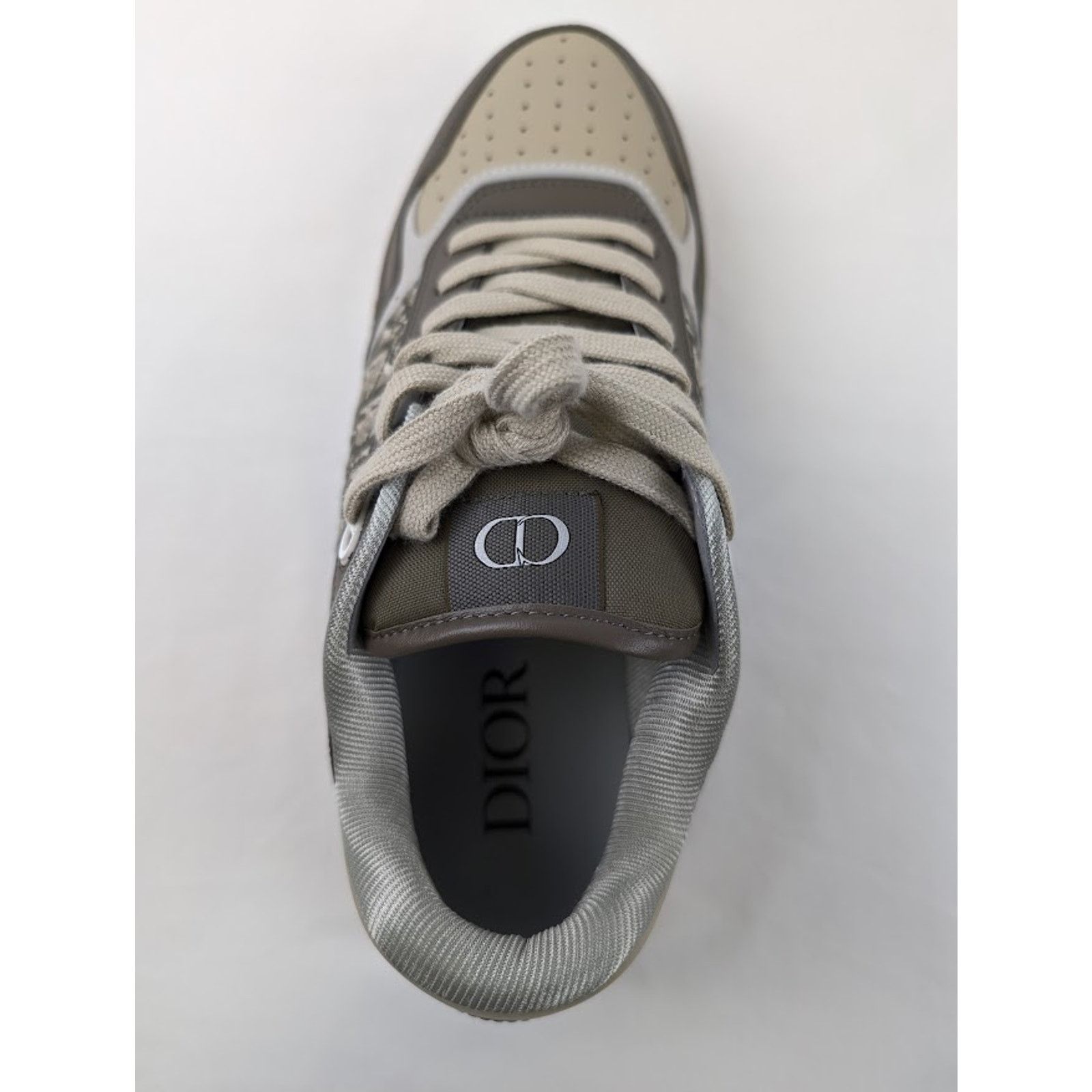 Dior o1rshd1 M-B27 LT Calfskin Sneaker in Green/Beige Size US 9 / EU 42 - 10 Thumbnail