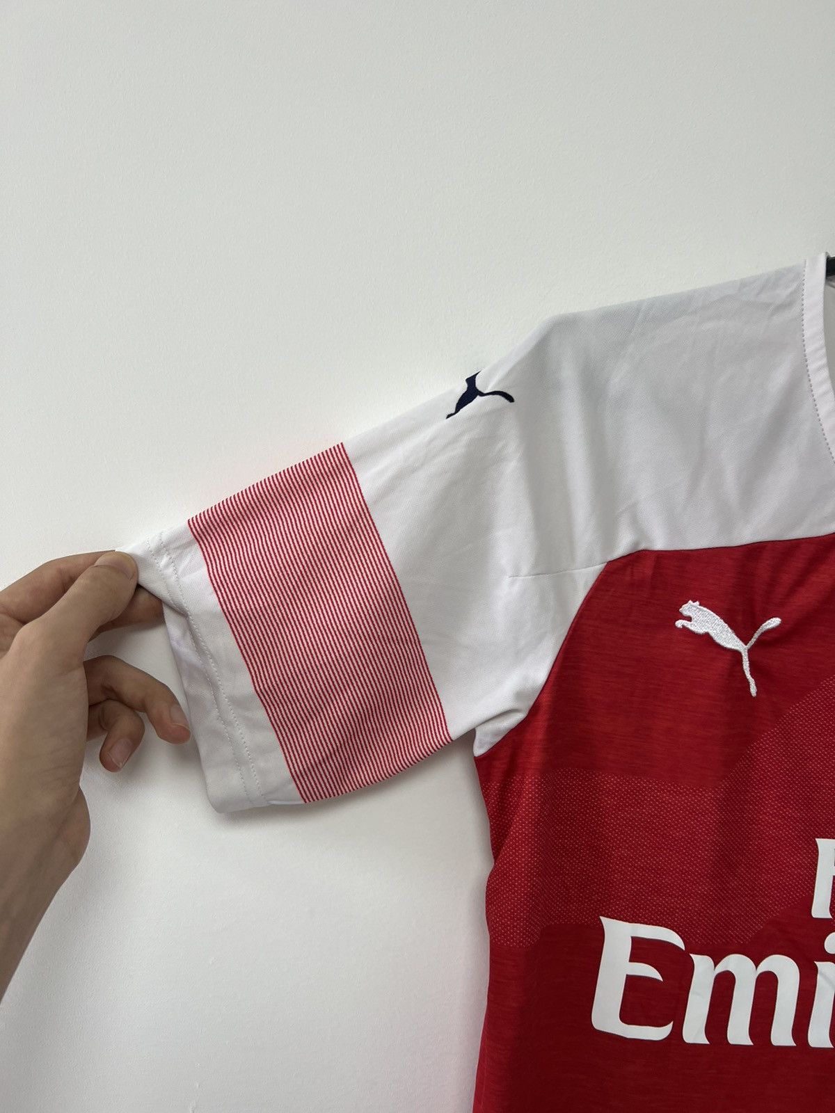 Puma Arsenal 2018/2019 Home Jersey Football Shirt Puma Rare sz S Size US S / EU 44-46 / 1 - 5 Thumbnail