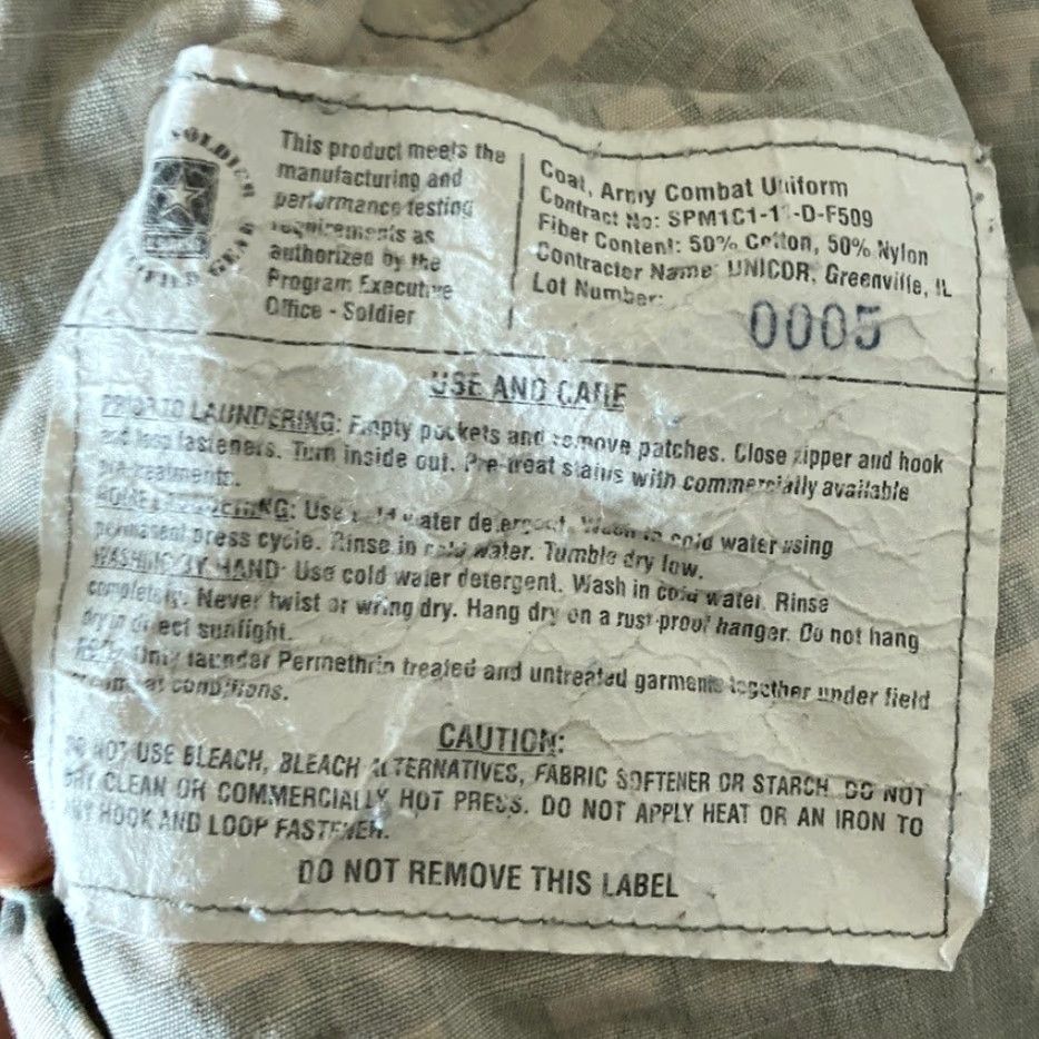 Vintage Military Army Combat Mens Coat Green Camouflage Uniform Digicam Medium Regular Jacket Mens Camouflage Army Green Digicam M Size US M / EU 48-50 / 2 - 7 Thumbnail