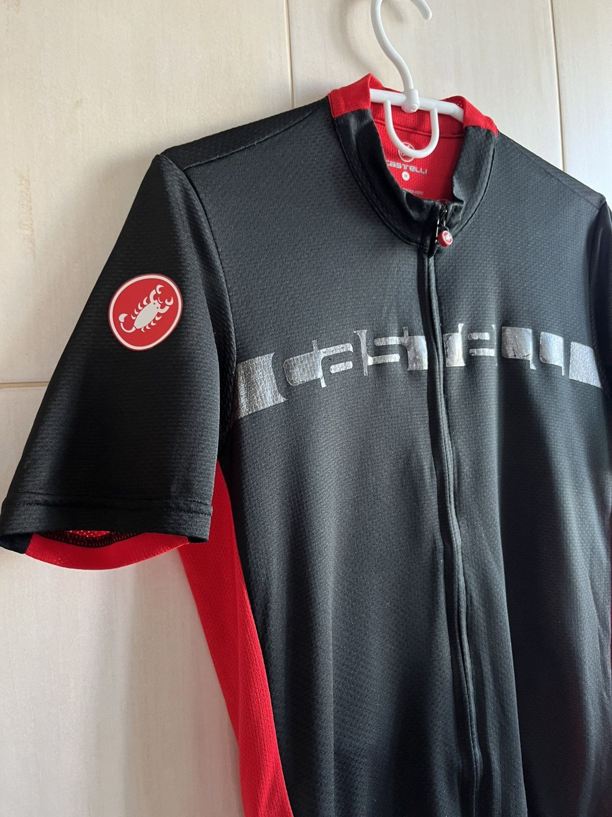 Other Castelli Cycling Jersey Black Red Medium Size US M / EU 48-50 / 2 - 2 Thumbnail