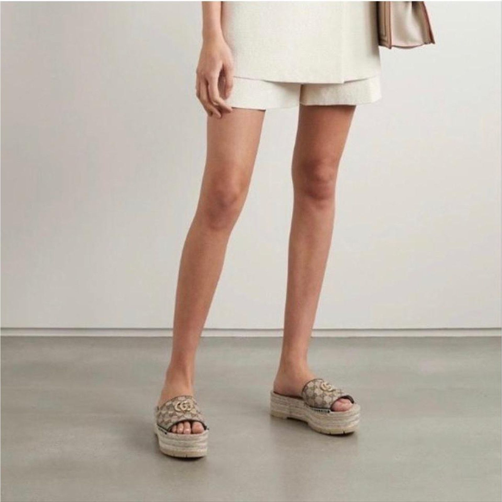 Gucci Pilar GG logo platform espadrilles slides sandals Size US 11.5 / IT 41.5 - 3 Thumbnail