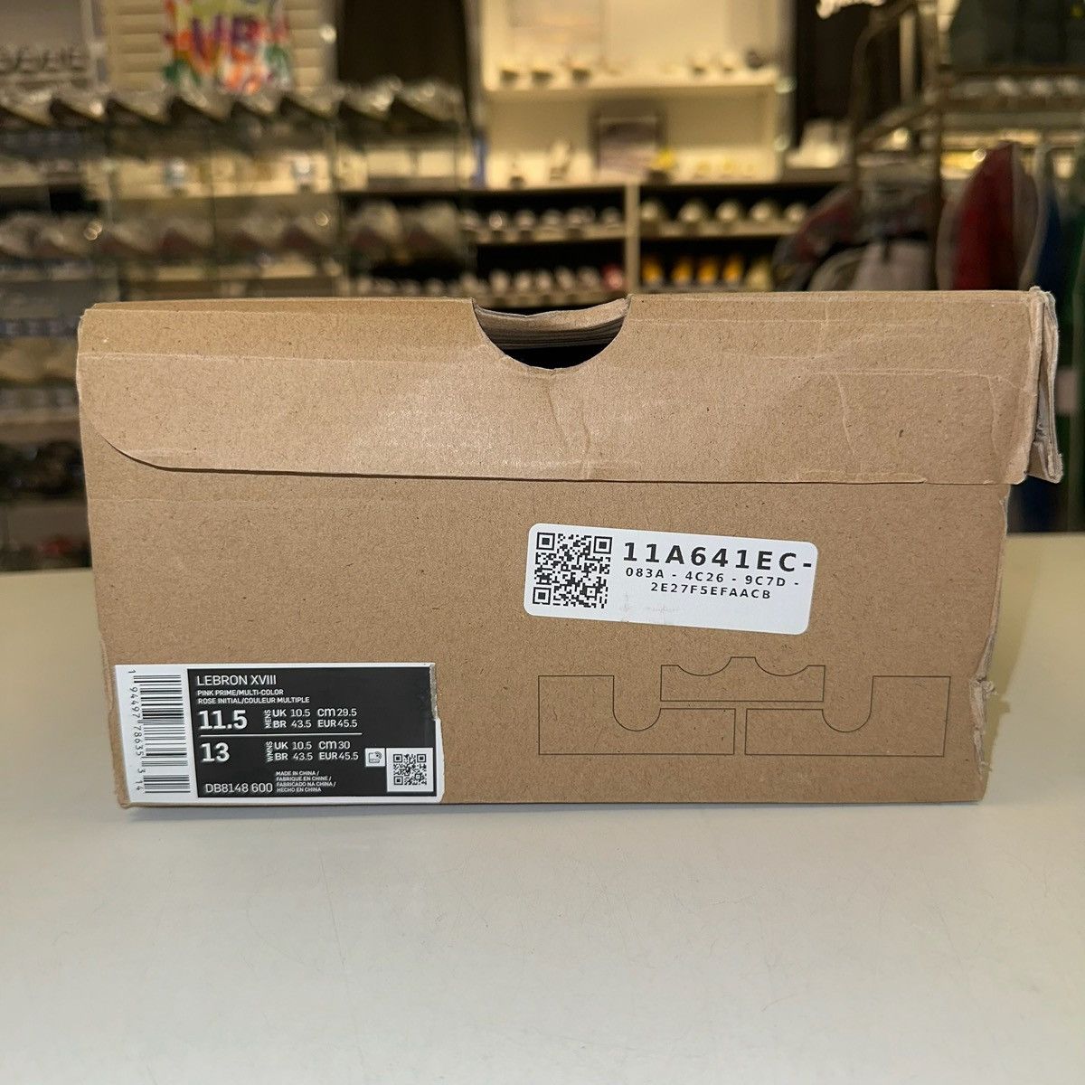 Nike Size 11.5 - Nike LeBron 18 Los Angeles By Night Size US 11.5 / EU 44-45 - 7 Thumbnail
