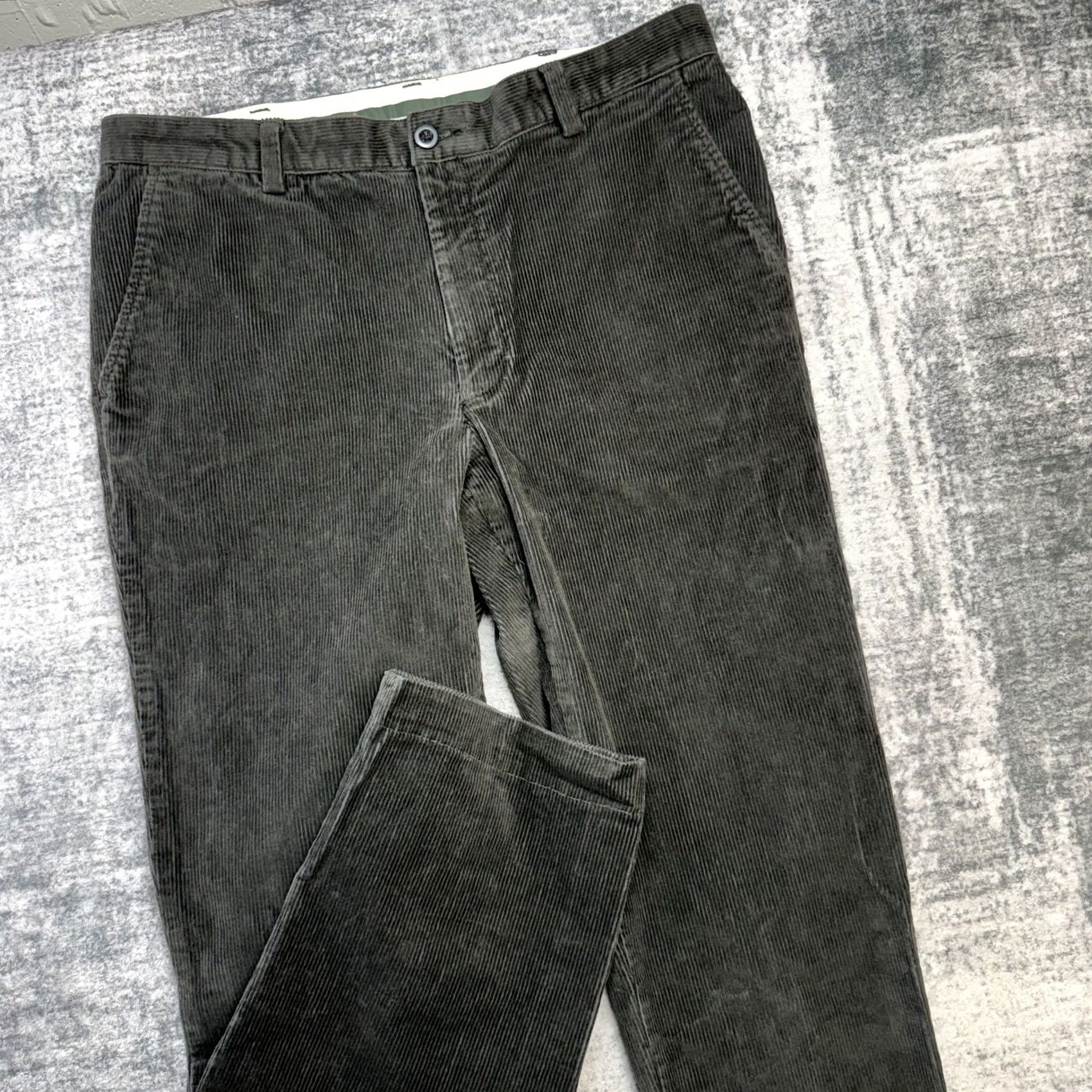 Vintage L.L. Bean Pants Men 34x30 Charcoal Gray Corduroy Stretch Flat Front Chino Pockets Vintage No Size US 34 / EU 50 - 2 Thumbnail