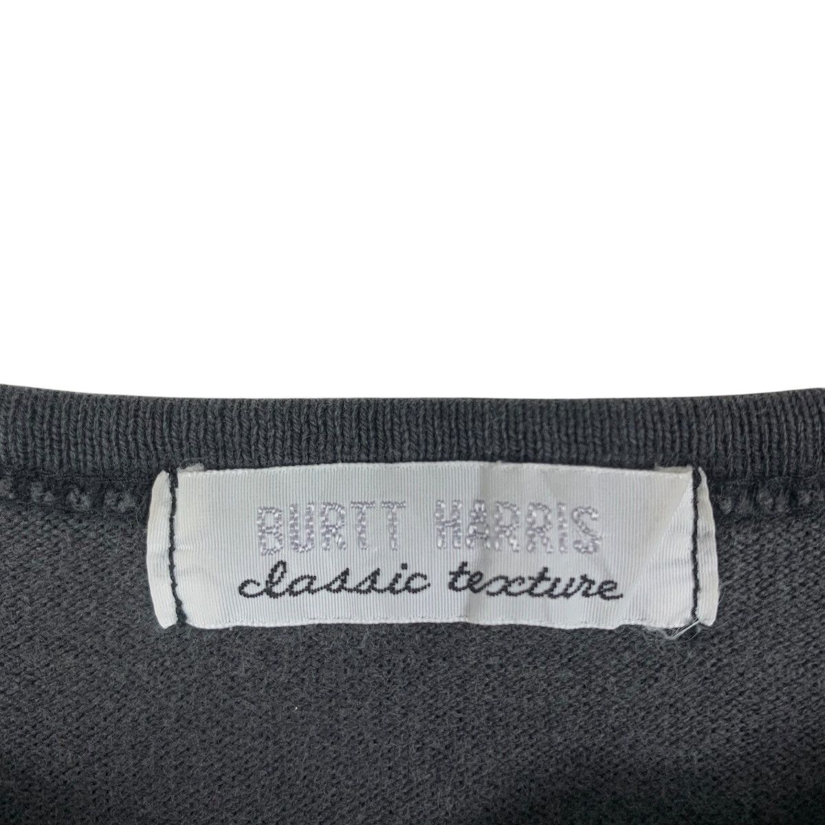 Vintage BURTT HARRIS Classic Texture For International Girl TShirt Size US L / EU 52-54 / 3 - 5 Thumbnail