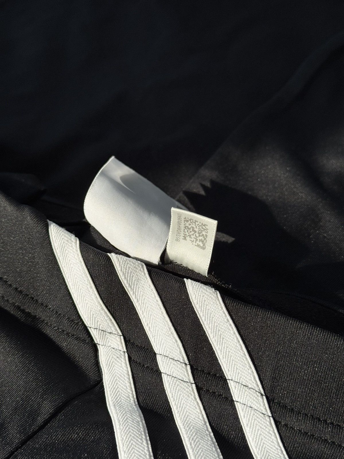 Adidas Very Rare Adidas 3 Stripe Sexy Yoga Low Waisted Flared Size 28" / US 6 / IT 42 - 17 Thumbnail