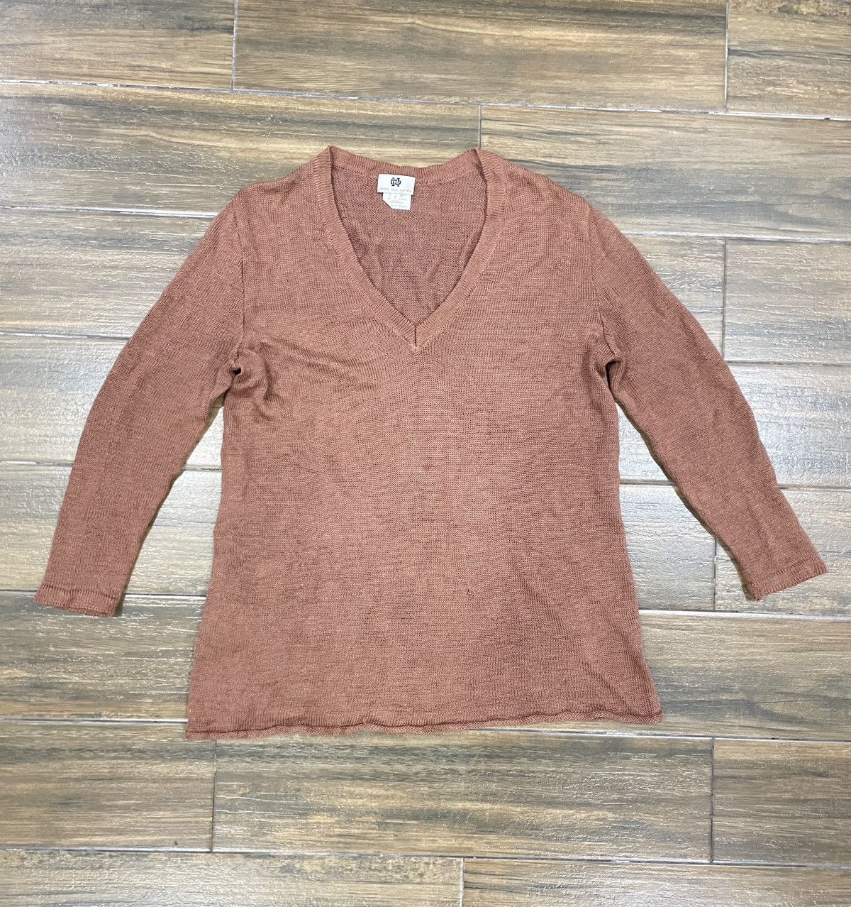 Dries Van Noten DRIES VAN NOTEN V NECK KNIT TOP Size US S / EU 44-46 / 1 - 1 Thumbnail