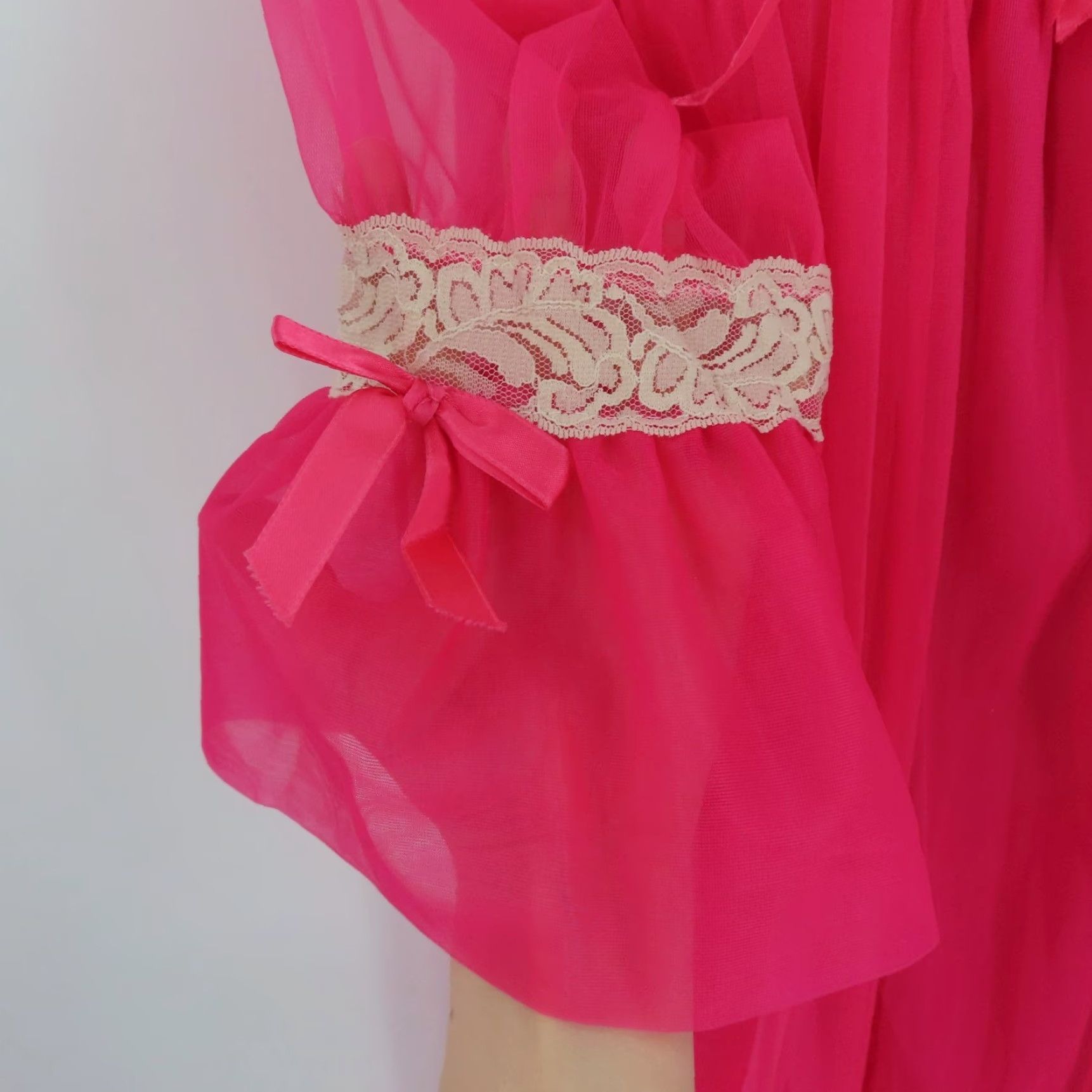Vintage VINTAGE Union Made Women Medium Pink Sheer Nightgown Dress Robe Set Solid Pink Lace Shirt? Size M / US 6-8 / IT 42-44 - 4 Thumbnail