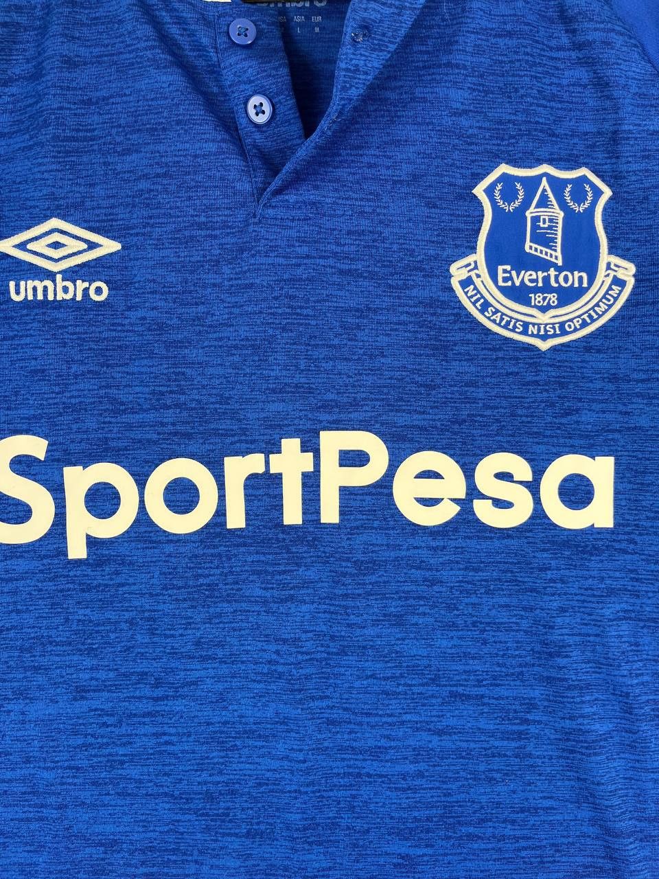 Umbro Everton 2018 2019 Home Football Soccer Jersey Umbro Size M Size US M / EU 48-50 / 2 - 6 Thumbnail