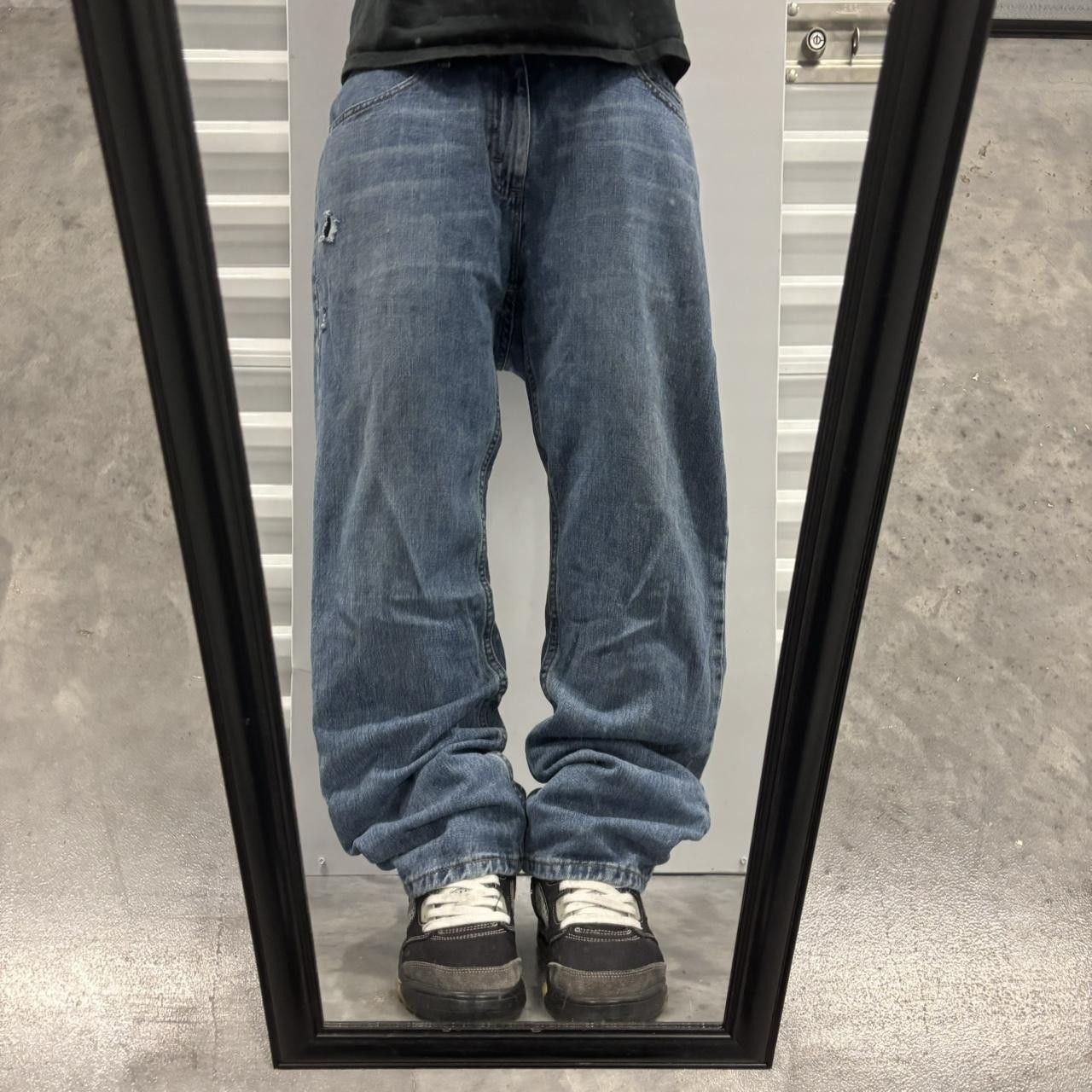Japanese Brand × Vintage Crazy Vintage Y2K:2000s Grunge Medium Wash Denim Jeans! Size US 33 - 1 Thumbnail