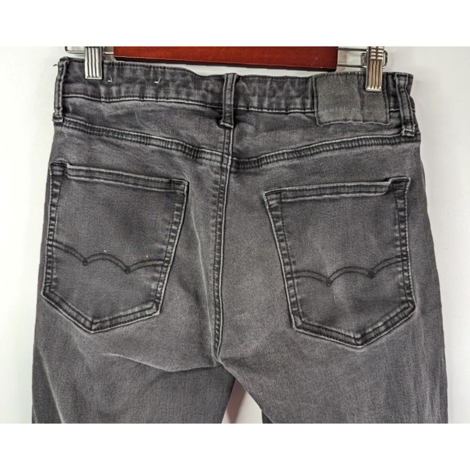 American Eagle Outfitters American Eagle Outfitters Slim Straight Jeans Men Black 30x34 Next Flex 4 Denim Pockets 5-Pocket Design Regular Inseam 34" USA Color Black Size US 30 / EU 46 - 5 Thumbnail