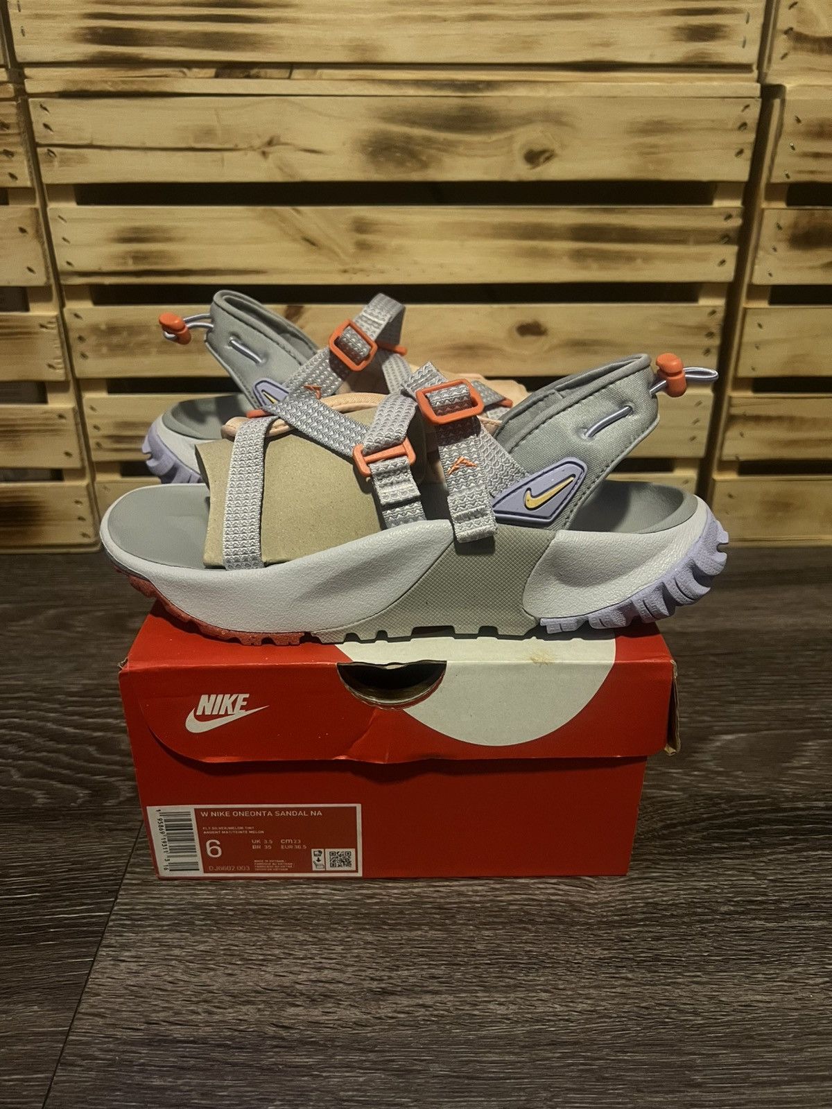 Nike Nike Trail Oneonta Hiking Sandal Women’s Melon Tint Arctic Size US 6 / IT 36 - 2 Thumbnail