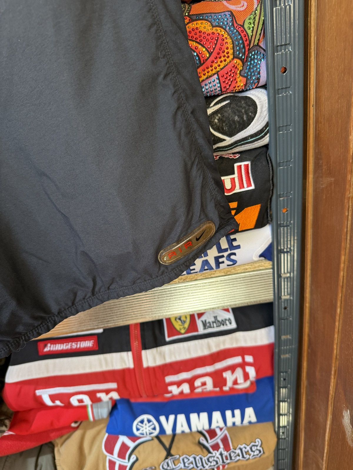 Nike Y2K Nike Air Vintage Shorts Size US 36 / EU 52 - 3 Thumbnail