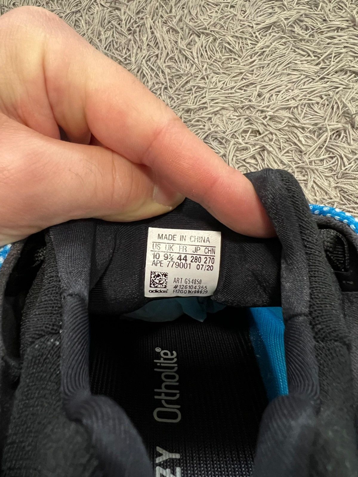 Adidas Adidas Yeezy 700 V3 Arzareth Size US 10 / EU 43 - 7 Thumbnail
