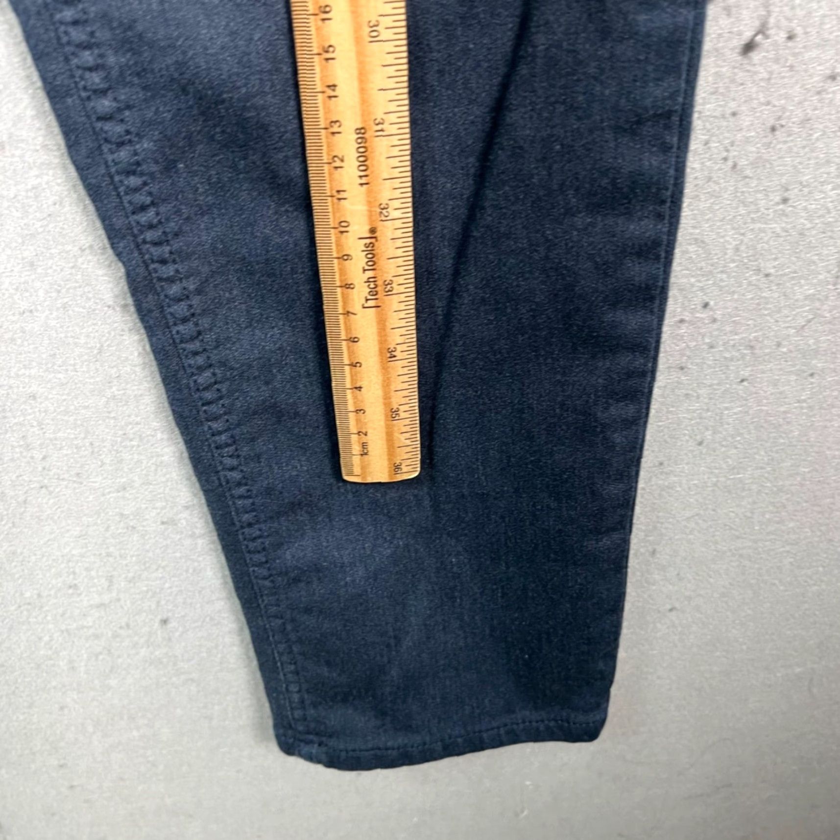 Banana Republic Banana Republic Traveler Mens Size 32 Athletic Tapered Fit Jeans Blue Cotton Denim 5-Pocket Size US 32 / EU 48 - 7 Thumbnail