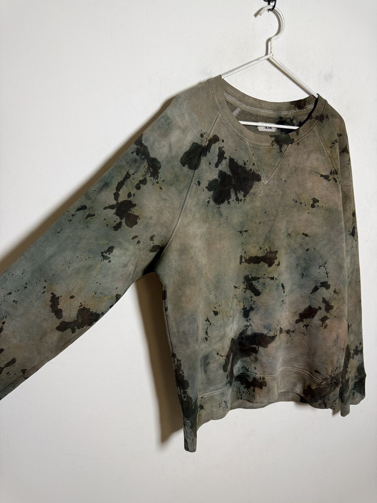 Acne Studios acne studios painters oversized sweatshirt crewneck 1/1 m-l Size US L / EU 52-54 / 3 - 4 Thumbnail